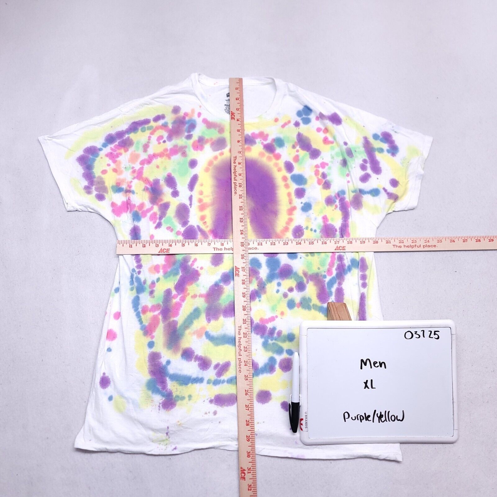 Hanes Hanes Graphic Pullover T Shirt Mens Size XL White Multi Size US XL / EU 56 / 4 - 7 Thumbnail