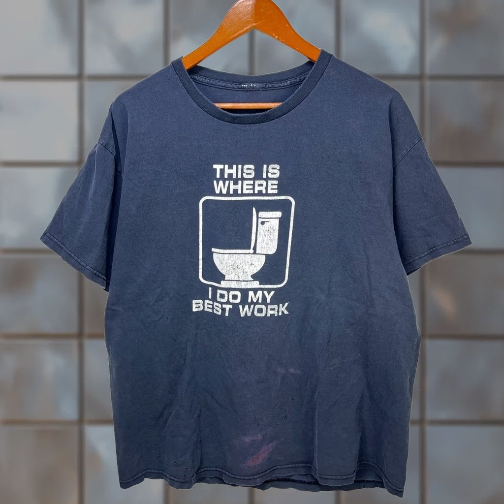 Vintage VINTAGE Novelty Faded Best Work Toilet Humour T Shirt XL Mens Size US XL / EU 56 / 4 - 1 Thumbnail