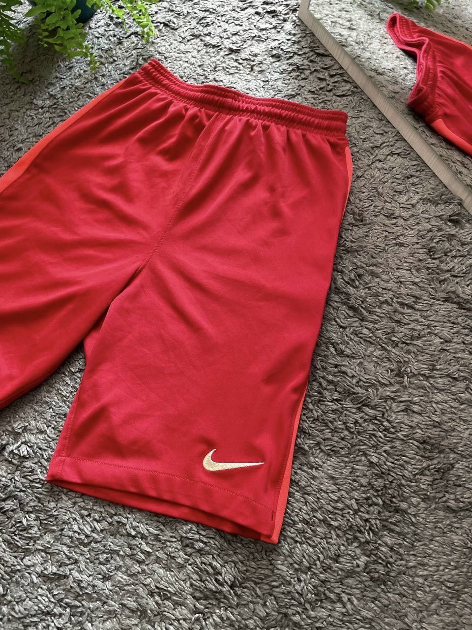 Nike × Vintage Nike Shorts Streetwear Soccer Liverpool Swoosh Logo Drill Size US 30 / EU 46 - 3 Thumbnail