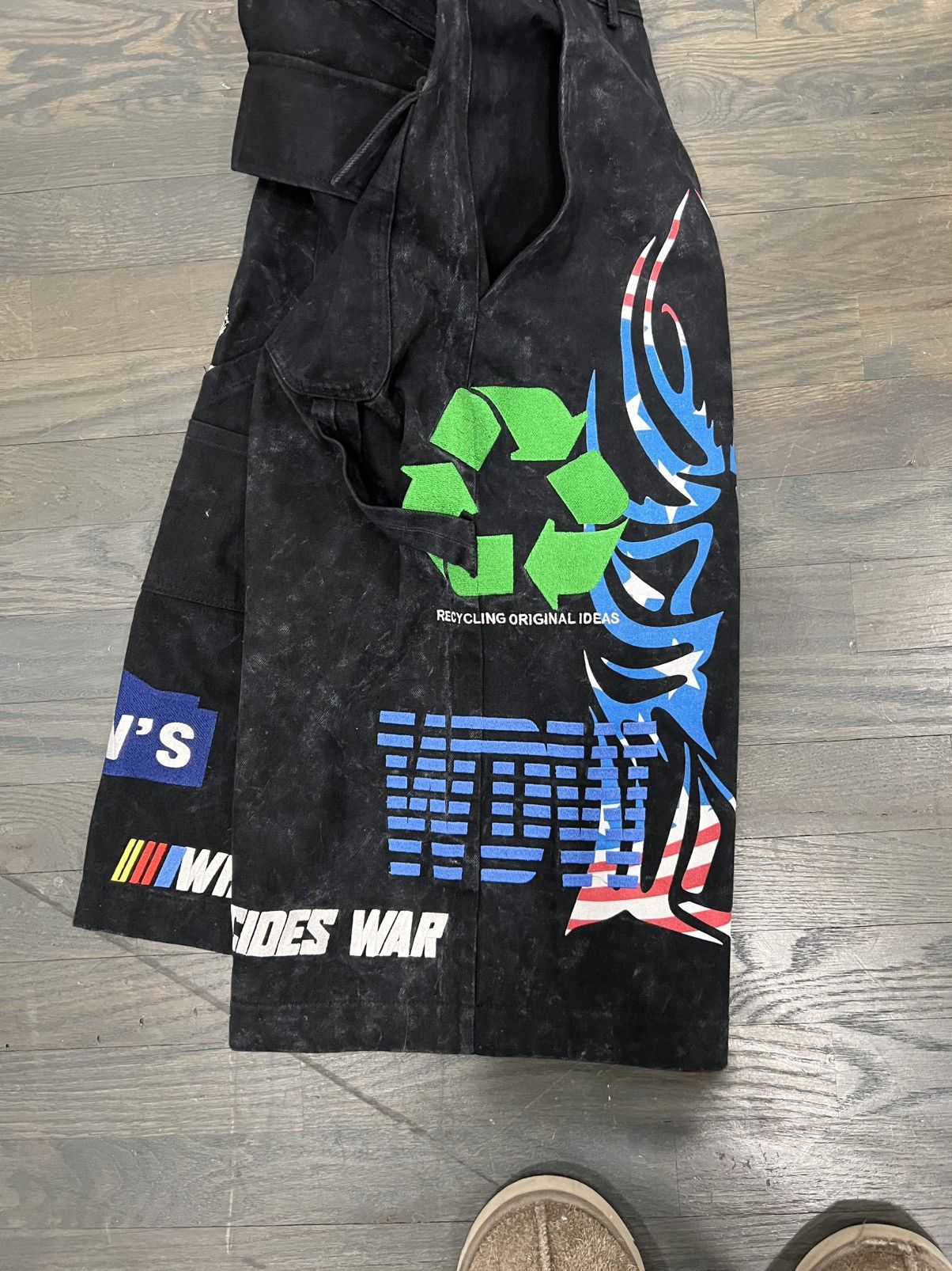 Who Decides War “Recycle original ideas” sample canvas shorts Size US 30 / EU 46 - 7 Thumbnail