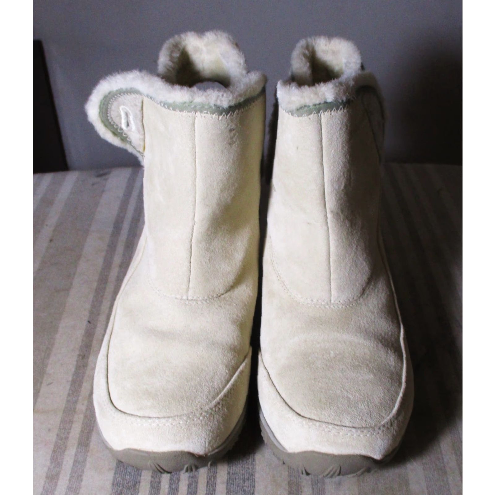 Patagonia VINTAGE is not applicable; use Patagonia Boots Beige Promaloft Polartec Women’s 5.5 USA Leather Primaloft Lined Ankle Boot Size US 6 / IT 36 - 4 Thumbnail