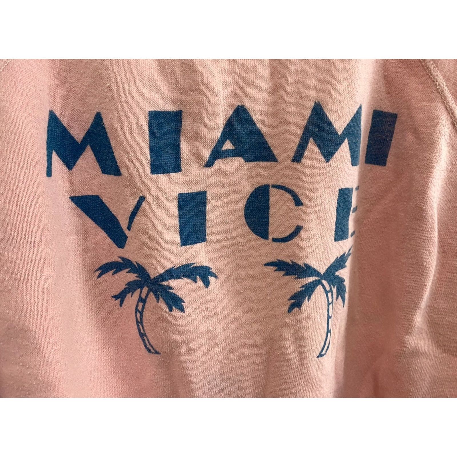 Pinko VTG 80s Miami Vice TV Show Promo Raglan Pink Crewneck Sweatshirt Women XL Size Pink Crew Neck Sweatshirt 80s Theme Mens Womens Girls Boys Size XL / US 12-14 / IT 48-50 - 3 Thumbnail