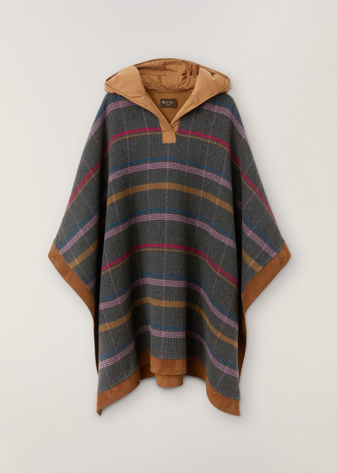 o1loc1c0124 EnvelopingRelaxed Cut Cape in Multicolor