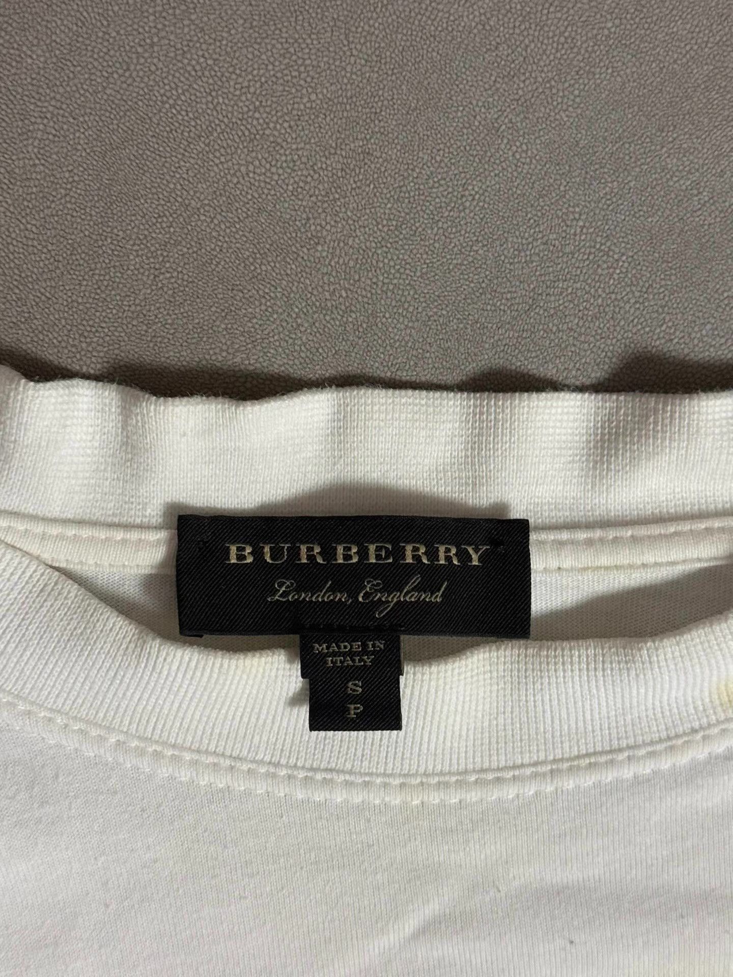 Burberry Burberry London City Limited Edition ShortSleeveT-shirt Ｑ20 Size US S / EU 44-46 / 1 - 2 Thumbnail