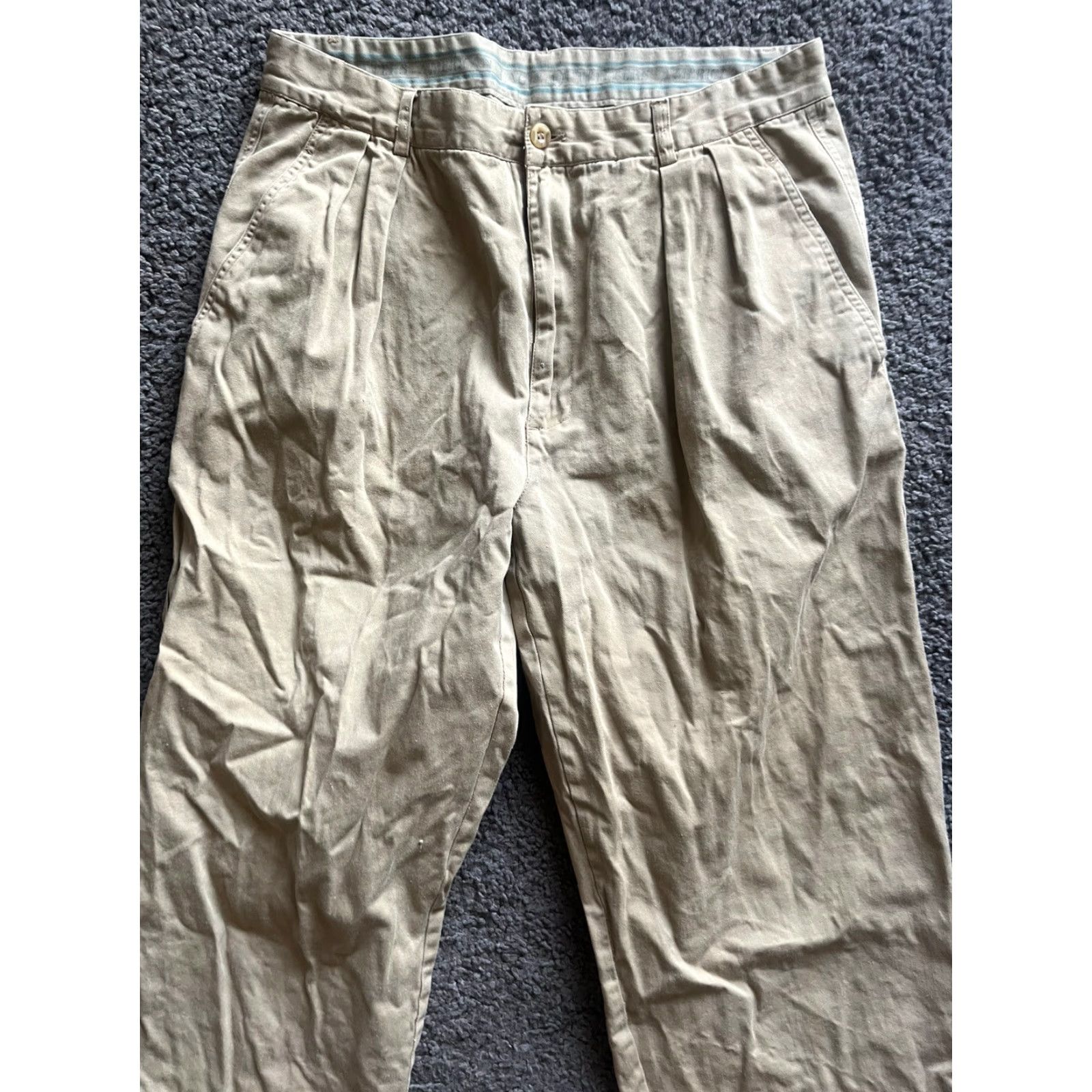 American Eagle Outfitters AMERICAN EAGLE OUTFITTERS pleated chino pants 34x30 tag talon vtg 70s 80s Men Beige Cotton Belt Loops Zip Tapered 80s Chino Vintage Size US 34 / EU 50 - 4 Thumbnail