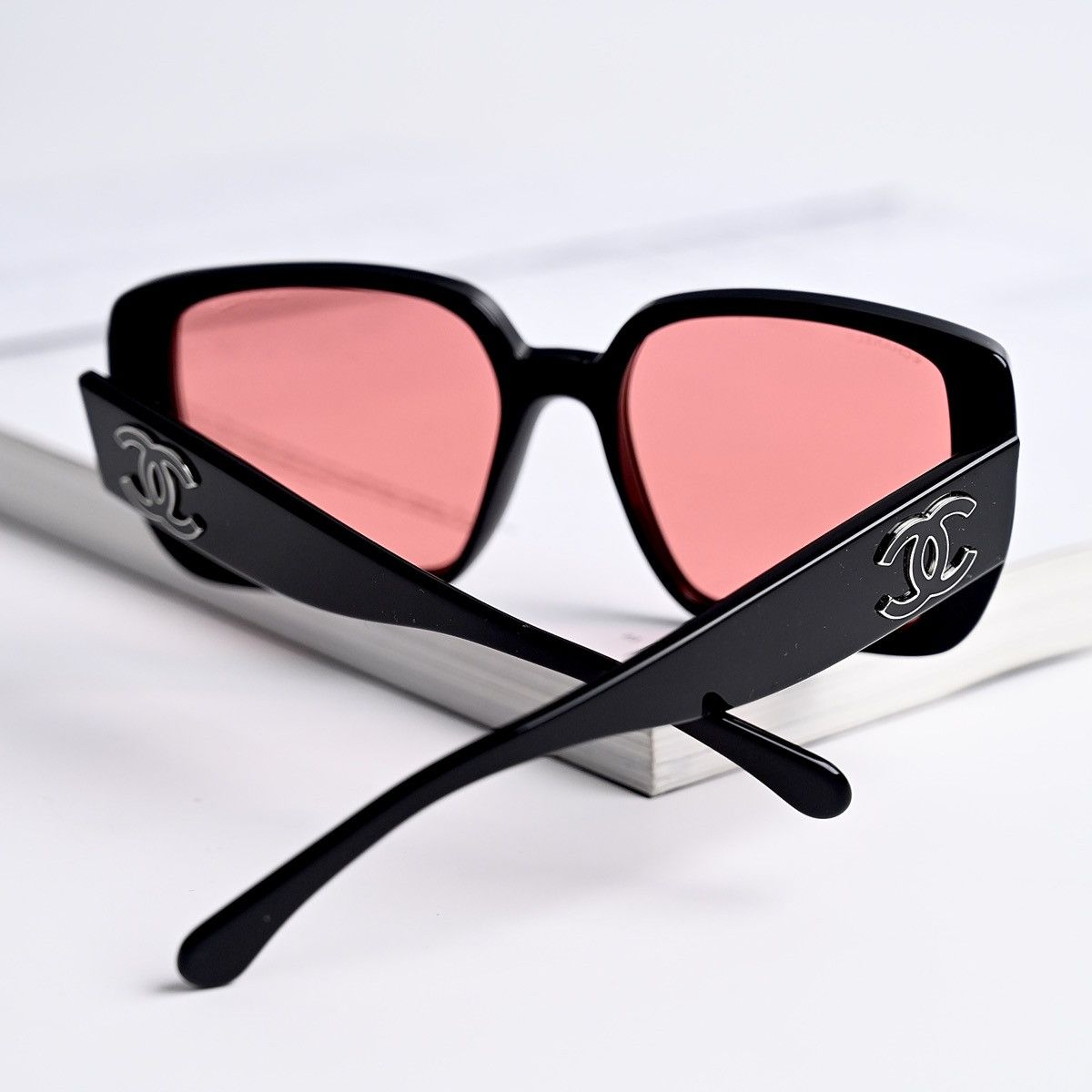 Chanel CHANEL 0CH5541 1231D7 SUNGLASSES Size ONE SIZE - 12 Thumbnail