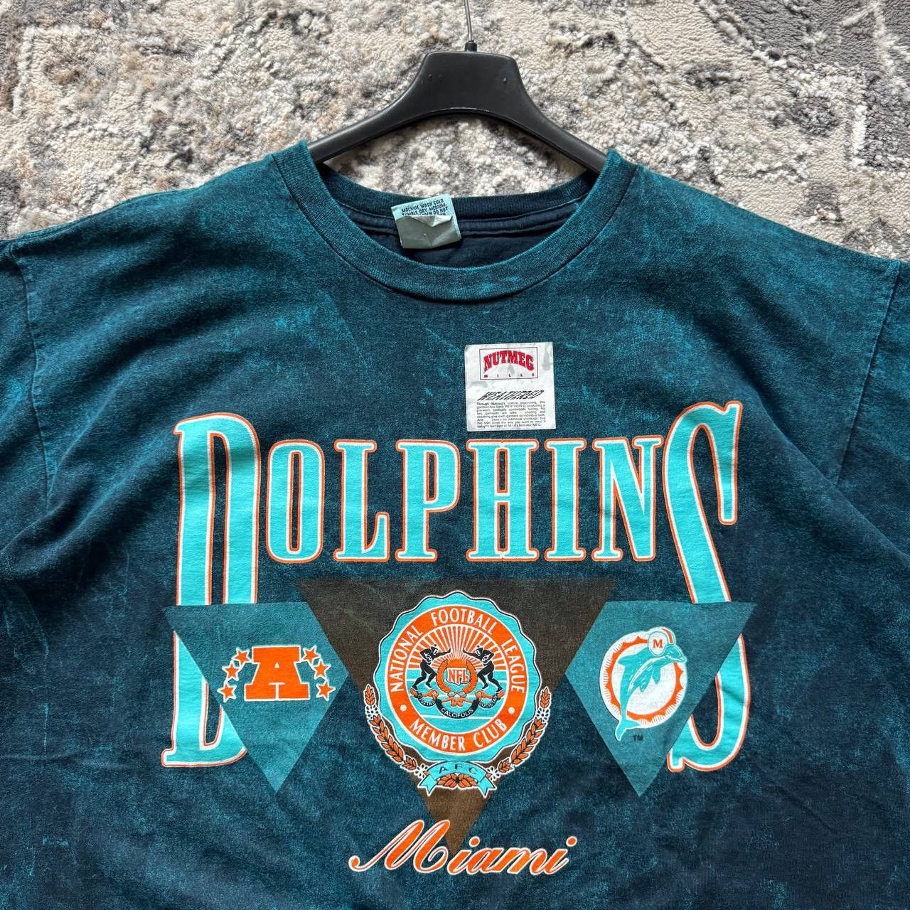 NFL Vintage 90s Miami Dolphins Nutmeg NFL Acid Wash T-shirt Size US XL / EU 56 / 4 - 3 Thumbnail