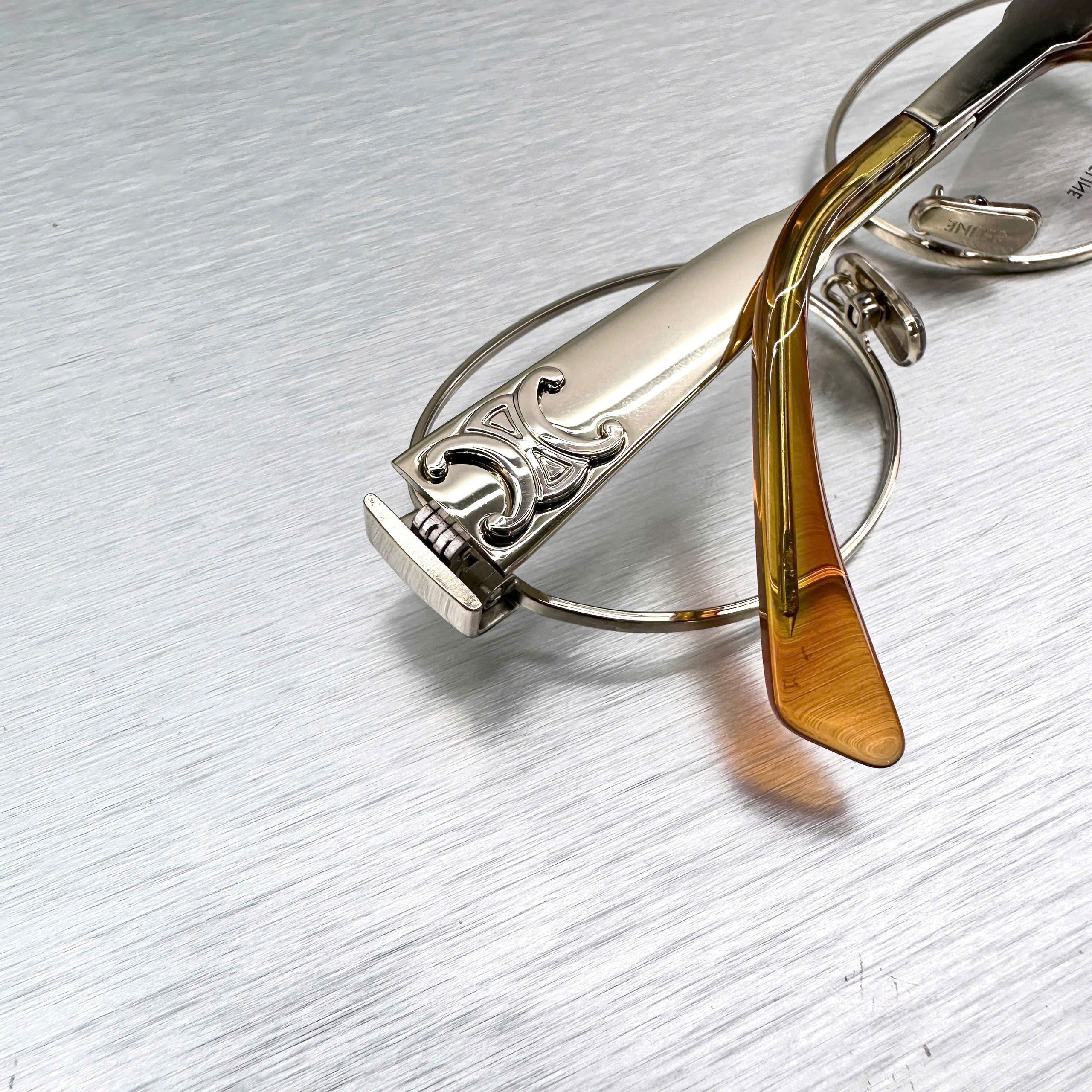 Celine CELINE Metal Triomphe CL50140U 30 Oval Glasses Size ONE SIZE - 3 Thumbnail