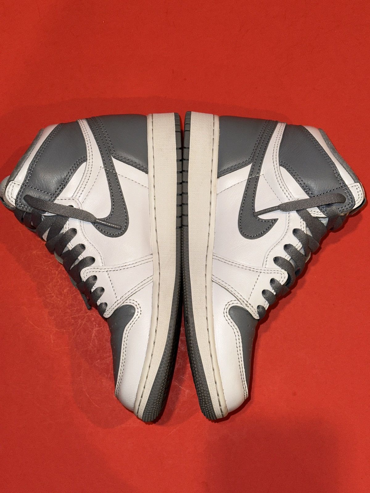 Jordan Brand Nike Air Jordan 1 Retro High Stealth Gray White 575441-037 Size US 5.5 / EU 38 - 3 Thumbnail