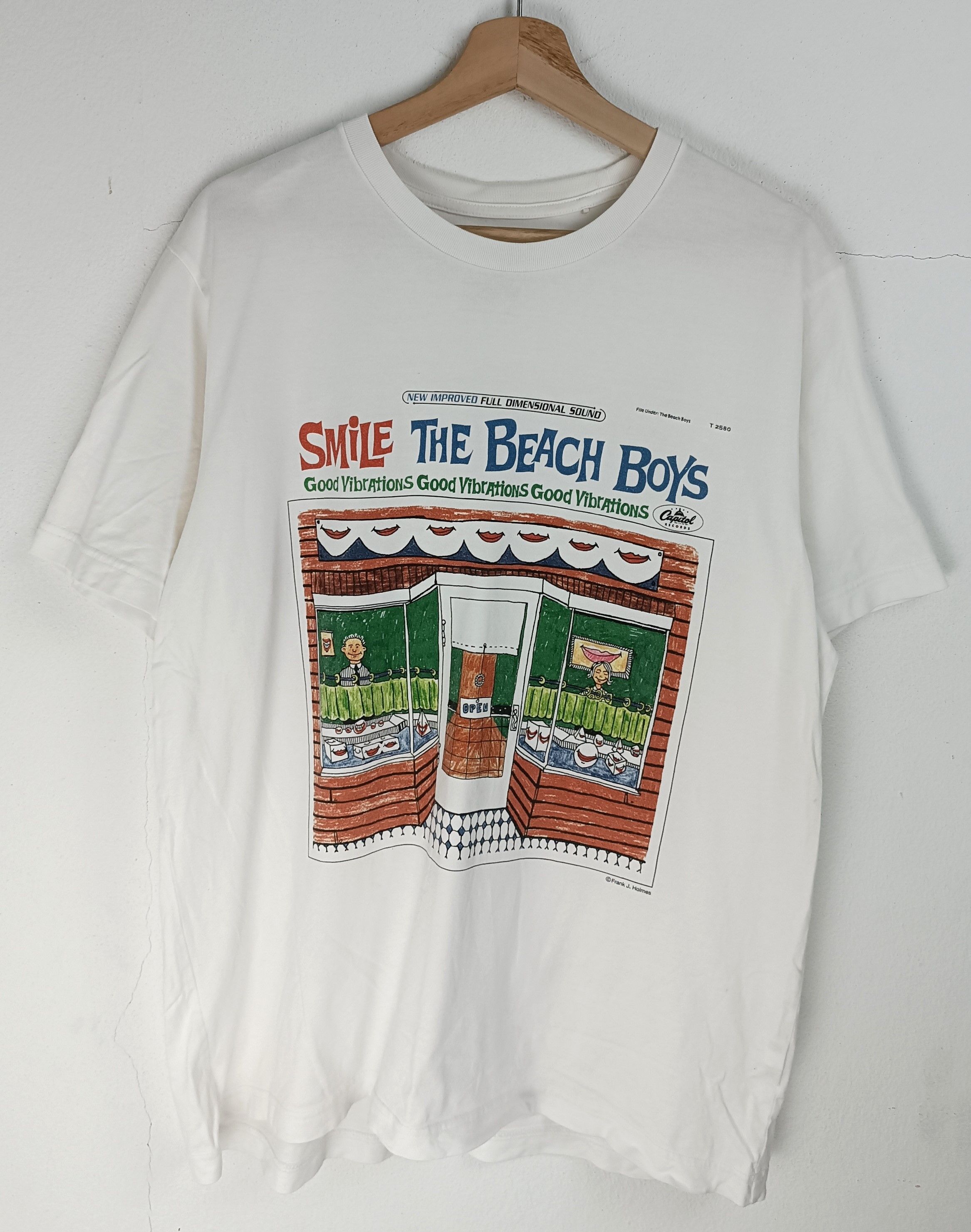 Band Tees VINTAGE THE BEACH BOYS GOOD VIBRATION SMILE TEE beatles who Size US XL / EU 56 / 4 - 3 Thumbnail