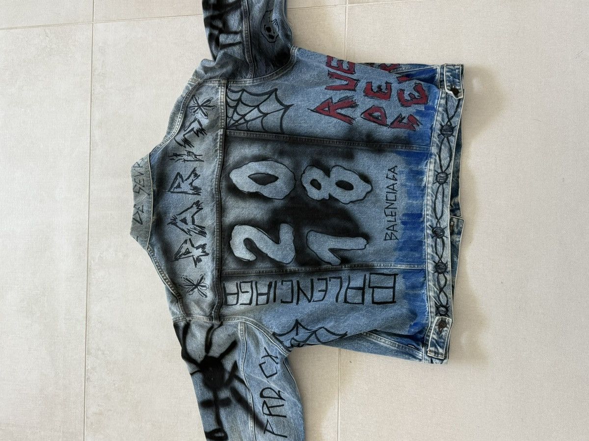 Balenciaga Balenciaga Graffiti Denim Jacket Paris 75007 Size 52 Size US L / EU 52-54 / 3 - 6 Thumbnail