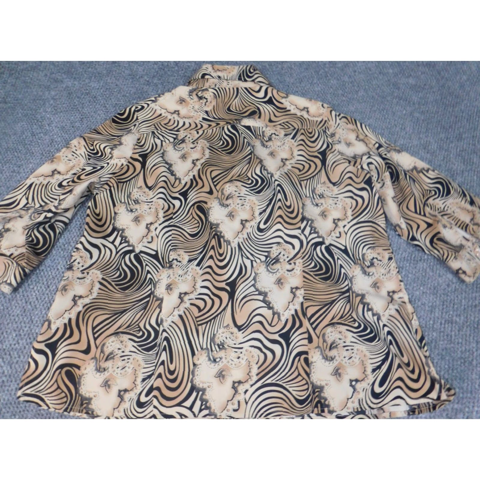 Vintage Ashley Stewart Blouse 20W Plus Beige Floral Button Crew Neck Long Sleeve Cap Sleeve Polyester Rayon Casual Womens Size 3XL / US 20-22 - 7 Thumbnail