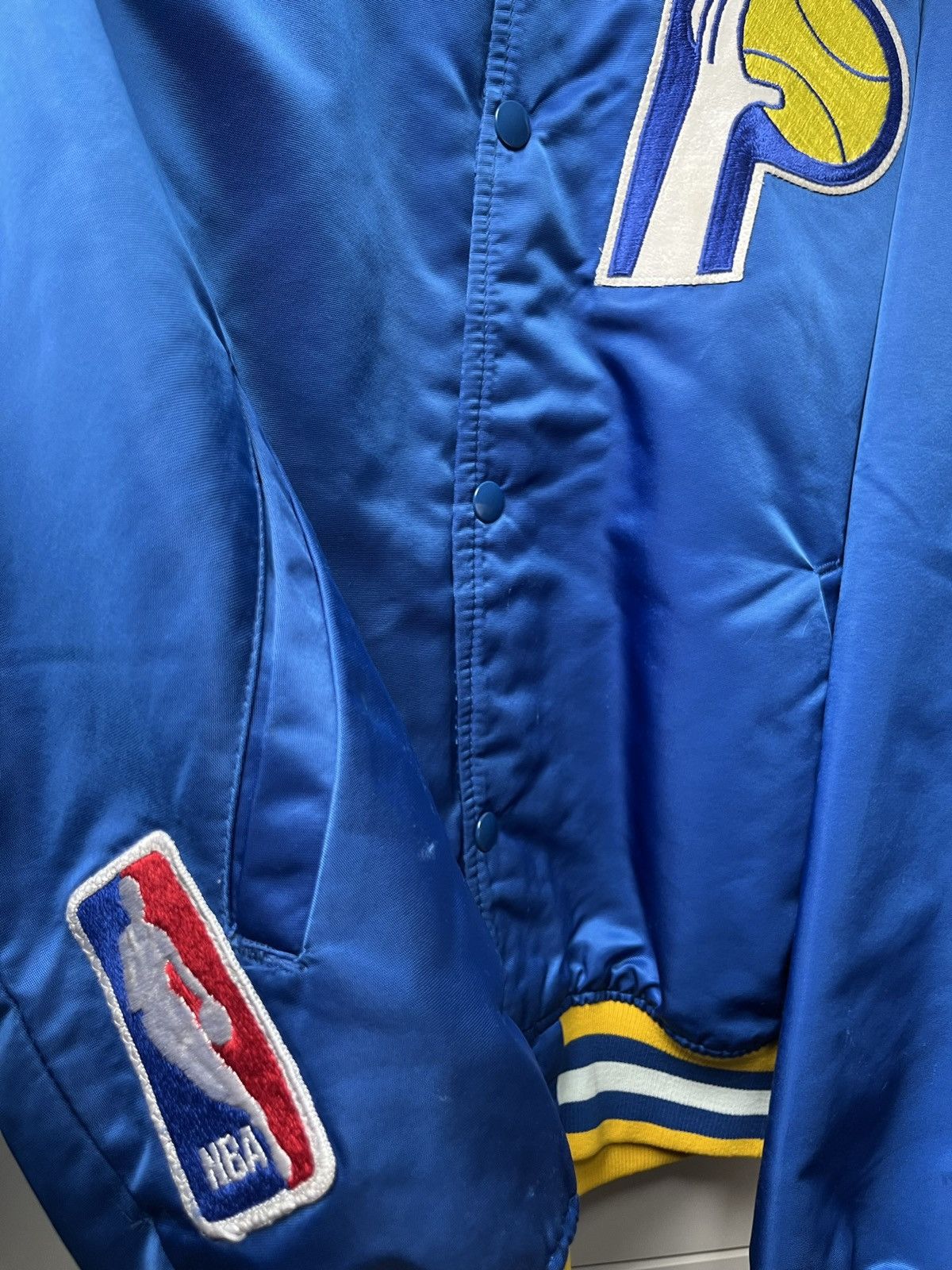 Starter VINTAGE Starter Indiana Pacers Bomber Jacket Size L Size US L / EU 52-54 / 3 - 2 Thumbnail