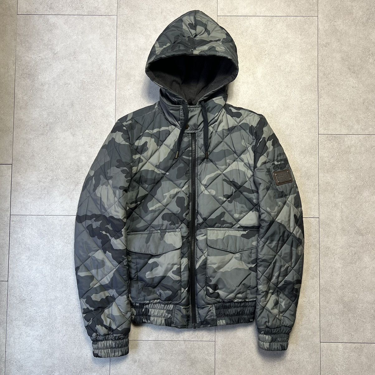 Dolce & Gabbana Dolce&Gabbana Camouflage Puffer Jacket Size US S / EU 44-46 / 1 - 1 Thumbnail
