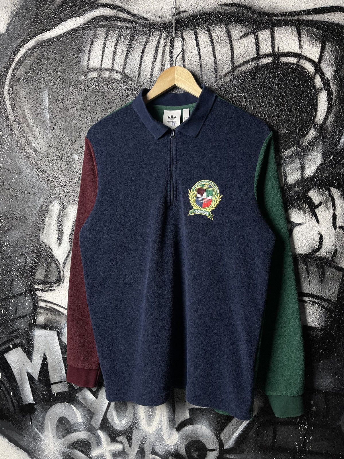 Adidas Adidas Originals Collegiate Crest Colour Long Sleeve Size M Size US M / EU 48-50 / 2 - 1 Thumbnail