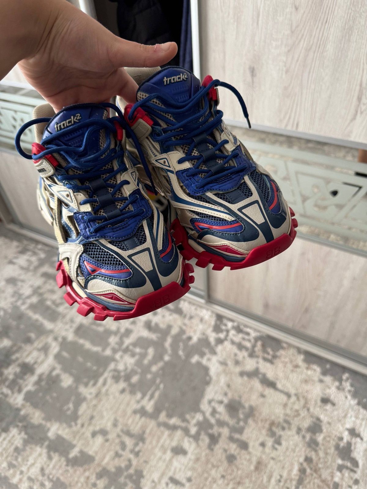 Balenciaga Balenciaga Track 2 Trainer Sneakers Beige/Blue/Red Size US 9 / EU 42 - 3 Thumbnail
