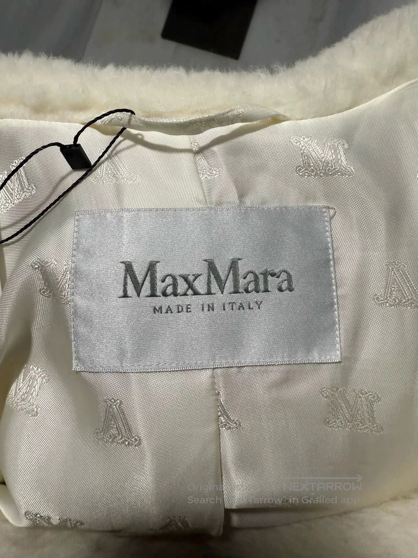 Other Maxmara Teddy Short Coat. Size US S / EU 44-46 / 1 - 3 Thumbnail