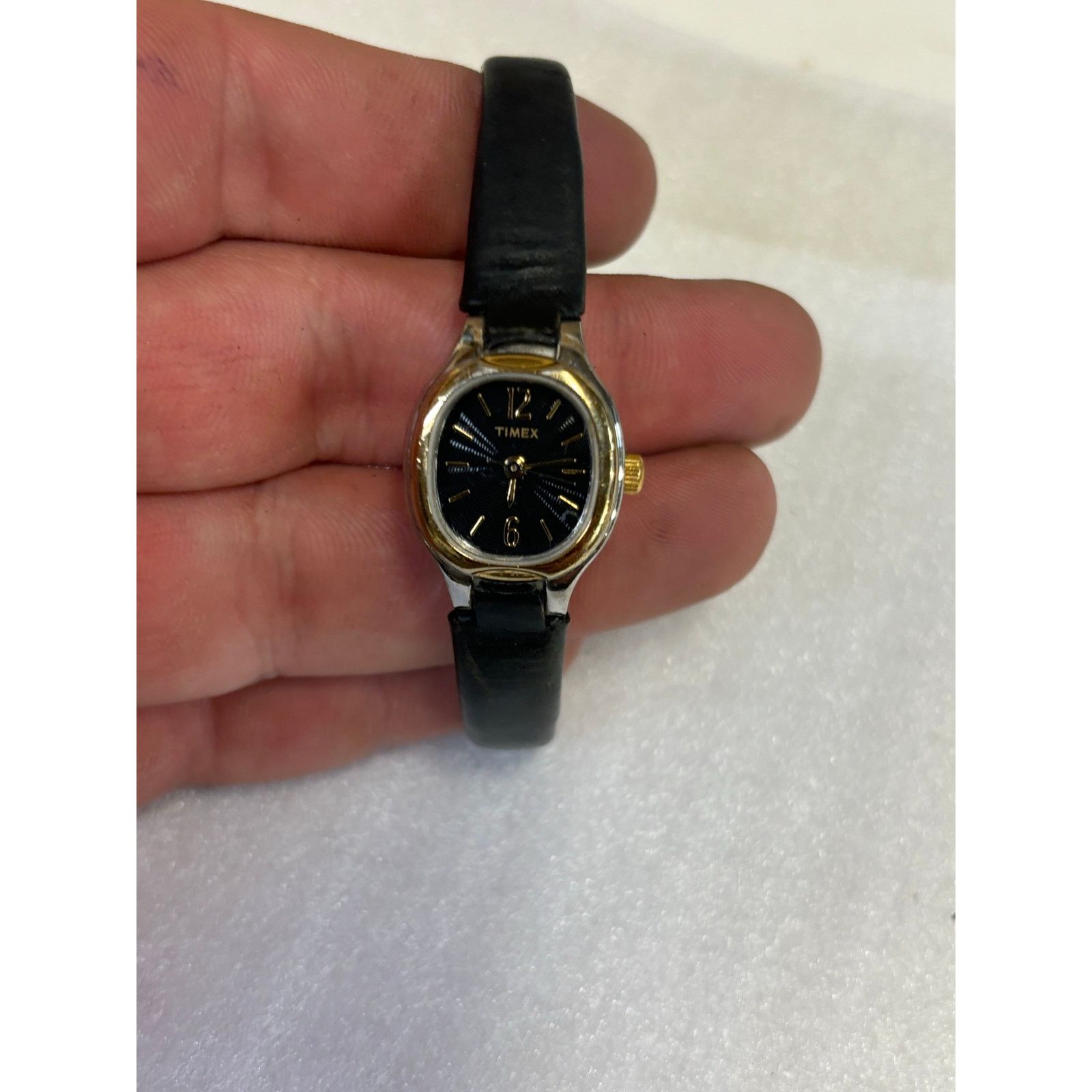 Timex Timex Women’s Watch! New Battery! Size ONE SIZE - 6 Thumbnail