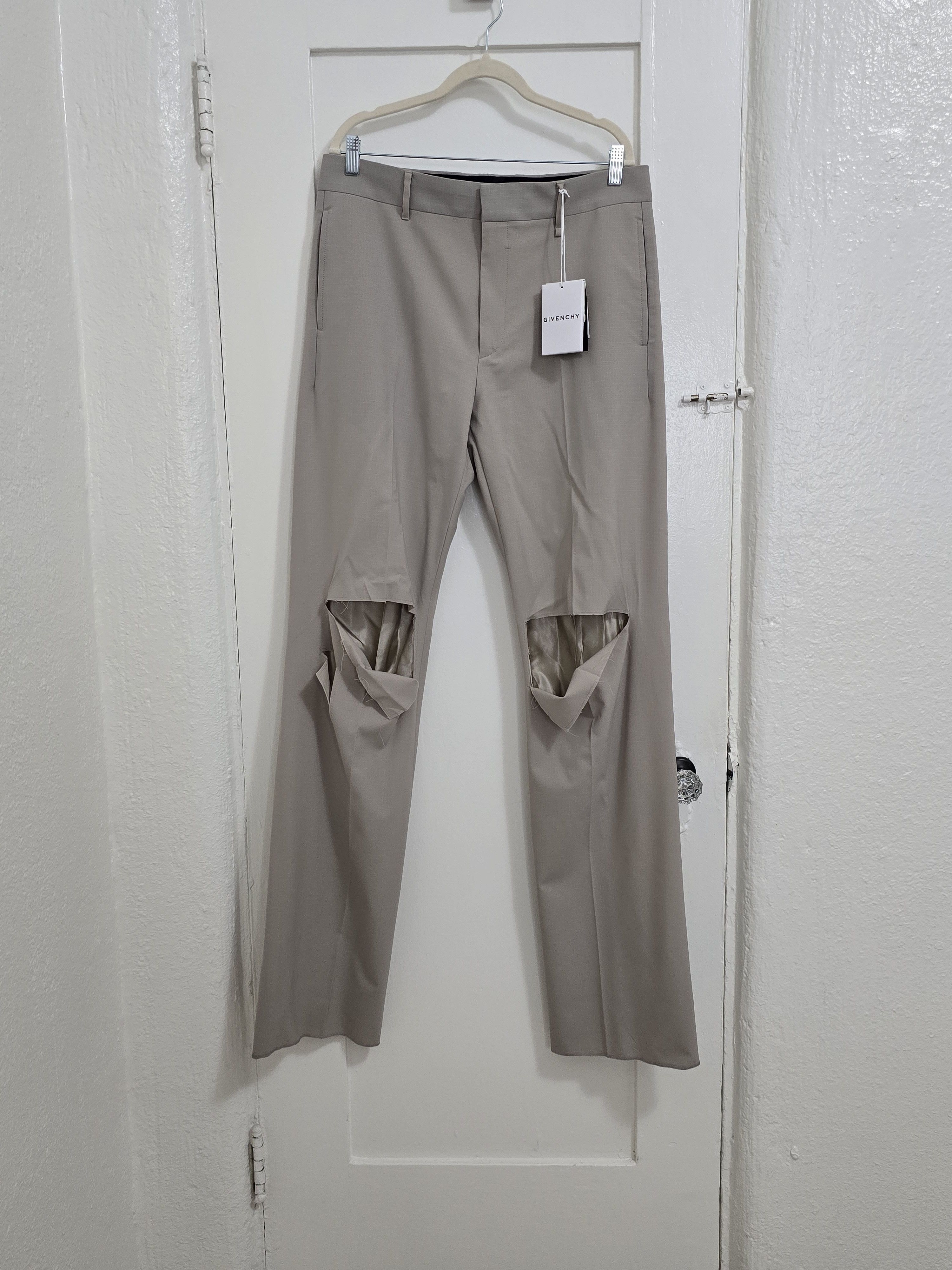 Givenchy Wool trousers with cutout detail Size 50R - 2 Thumbnail