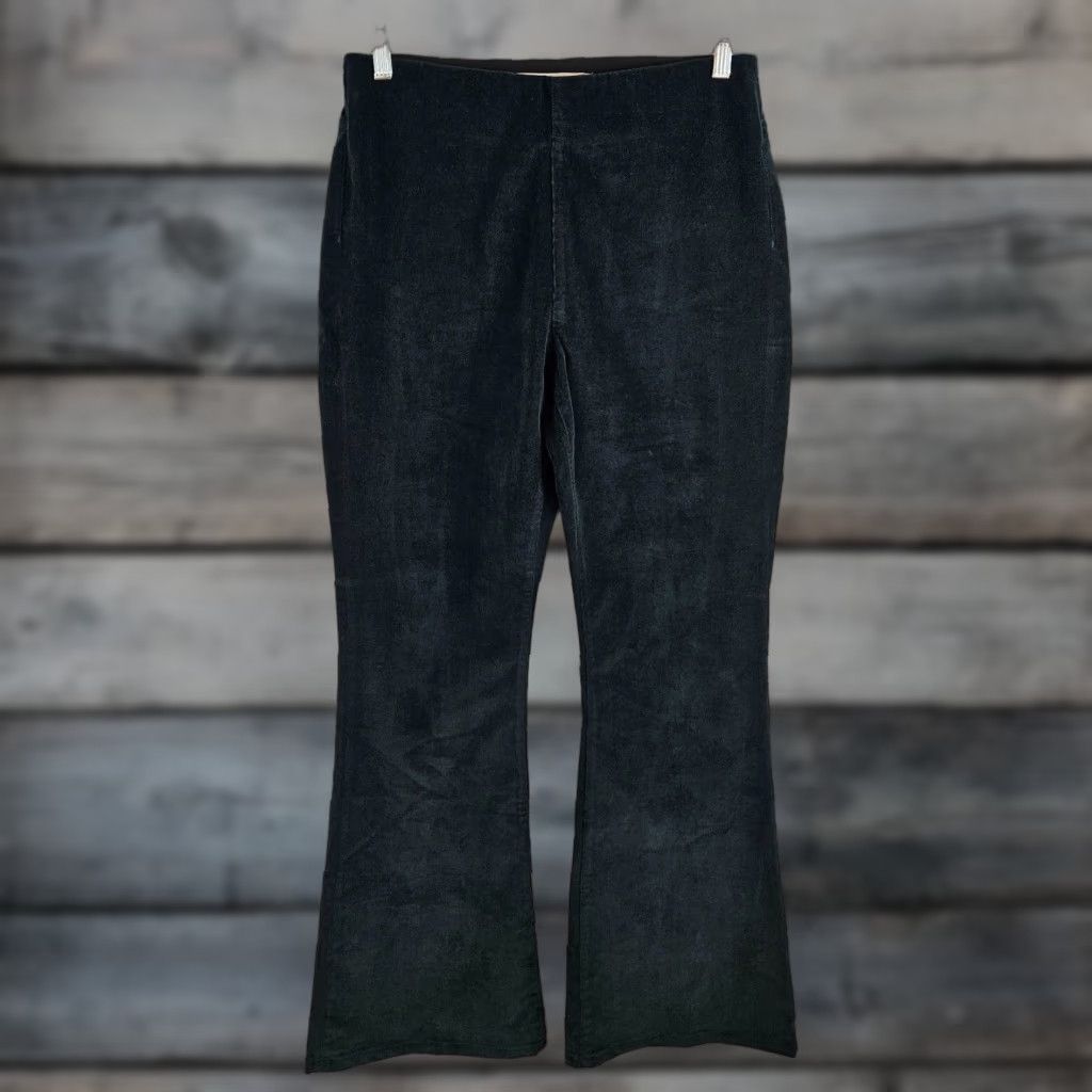 Soft Surroundings Soft Surroundings Womens Flare Corduroy Pants Sz Medium Dark Green Pull On Size 32" / US 10 / IT 46 - 1 Thumbnail