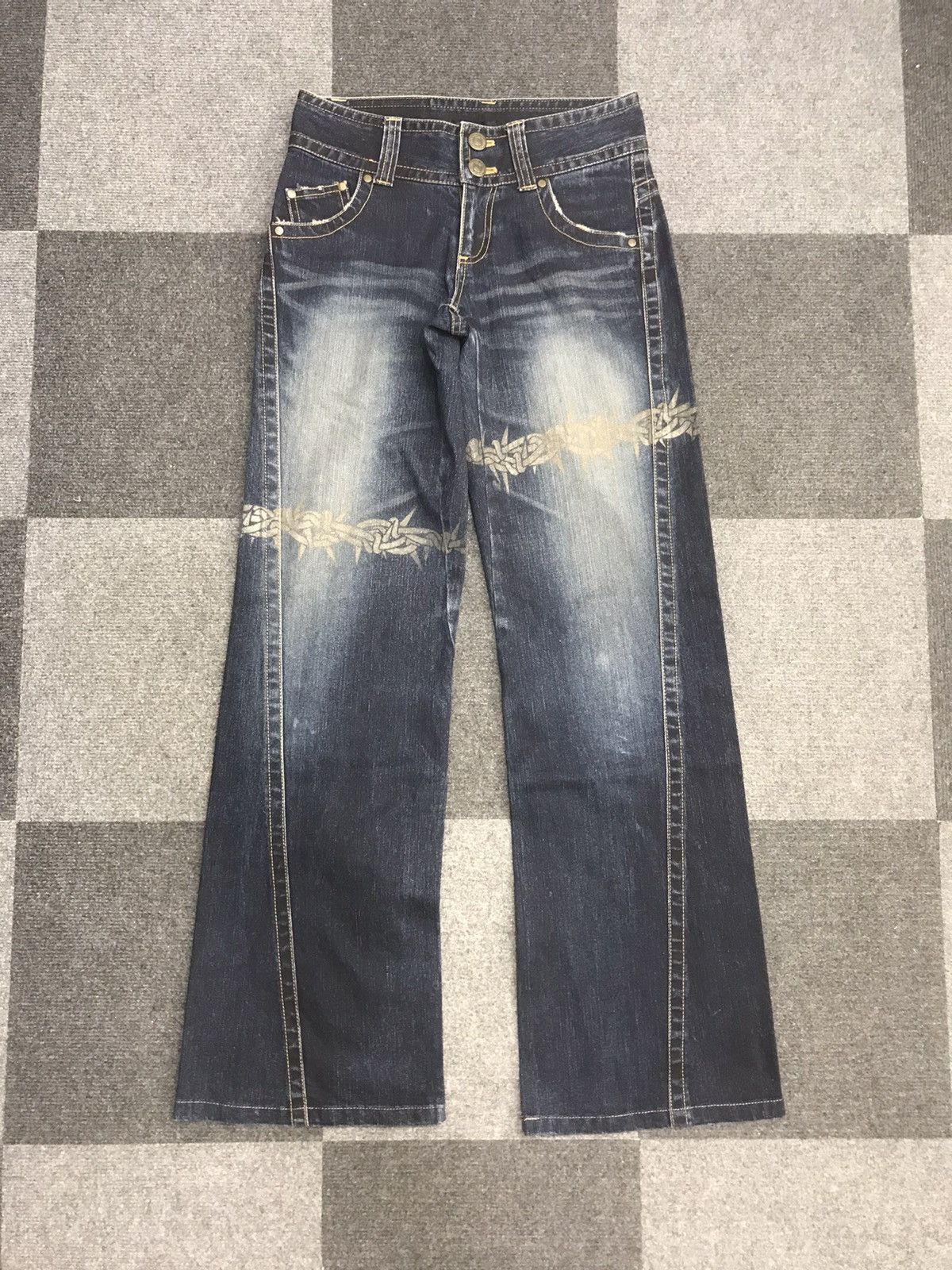 Japanese Brand FRAGILE Japan Barbed Wire Style Flare Bootcut Jeans Size 26" / US 2 / IT 38 - 3 Thumbnail