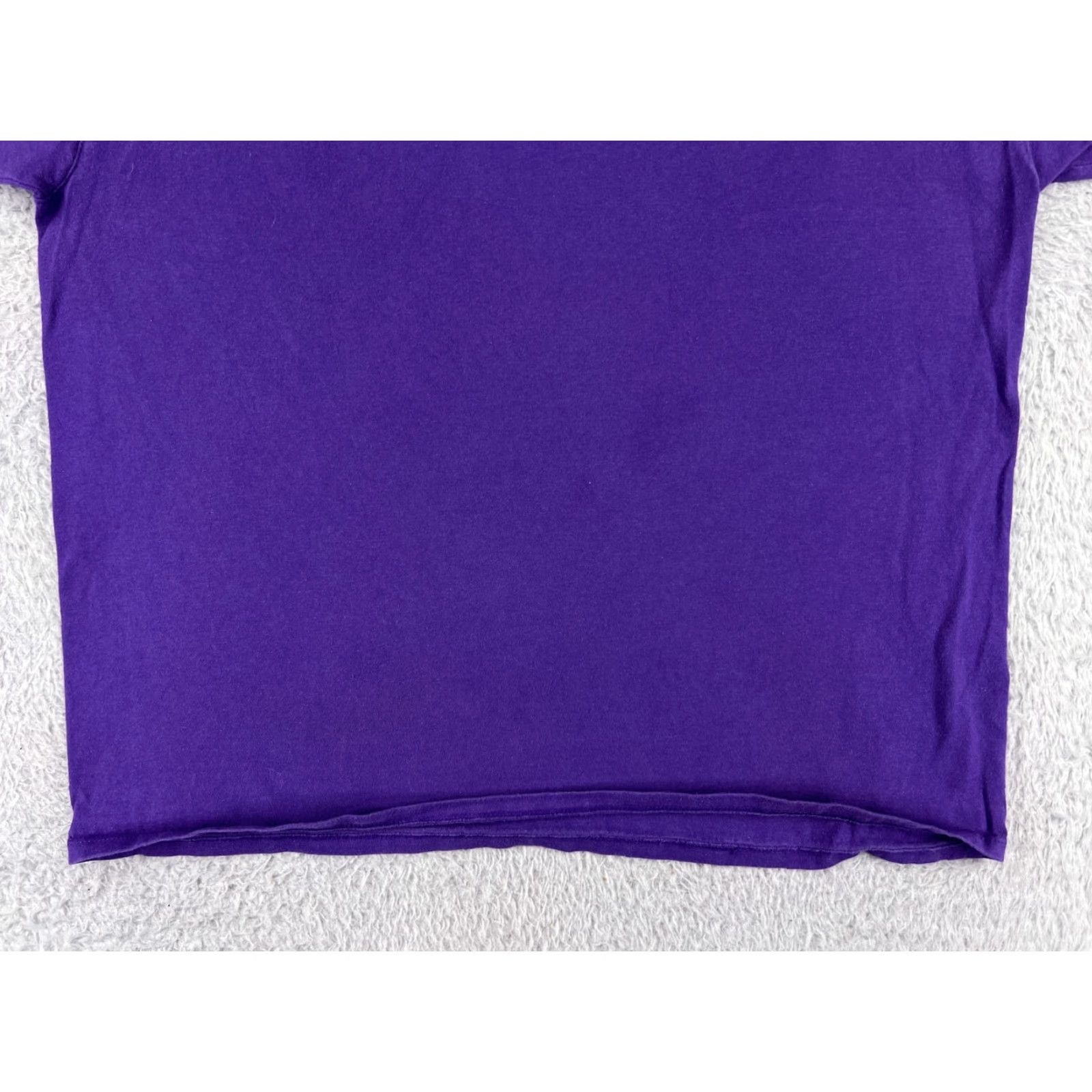 Champion Champion Logo T-Shirt Mens Large Purple Short Sleeve Crew Neck Cotton Athletic Size US L / EU 52-54 / 3 - 6 Thumbnail