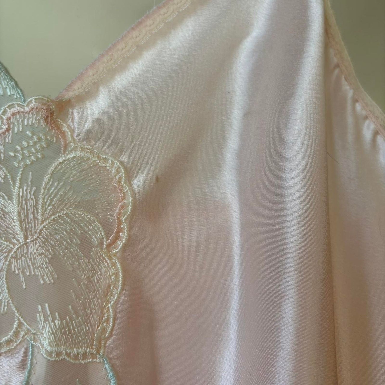 Other Vintage Hibiscus Pink Satin Mini Slip Lace Trim 90s Y2K Size S / US 4 / IT 40 - 5 Thumbnail