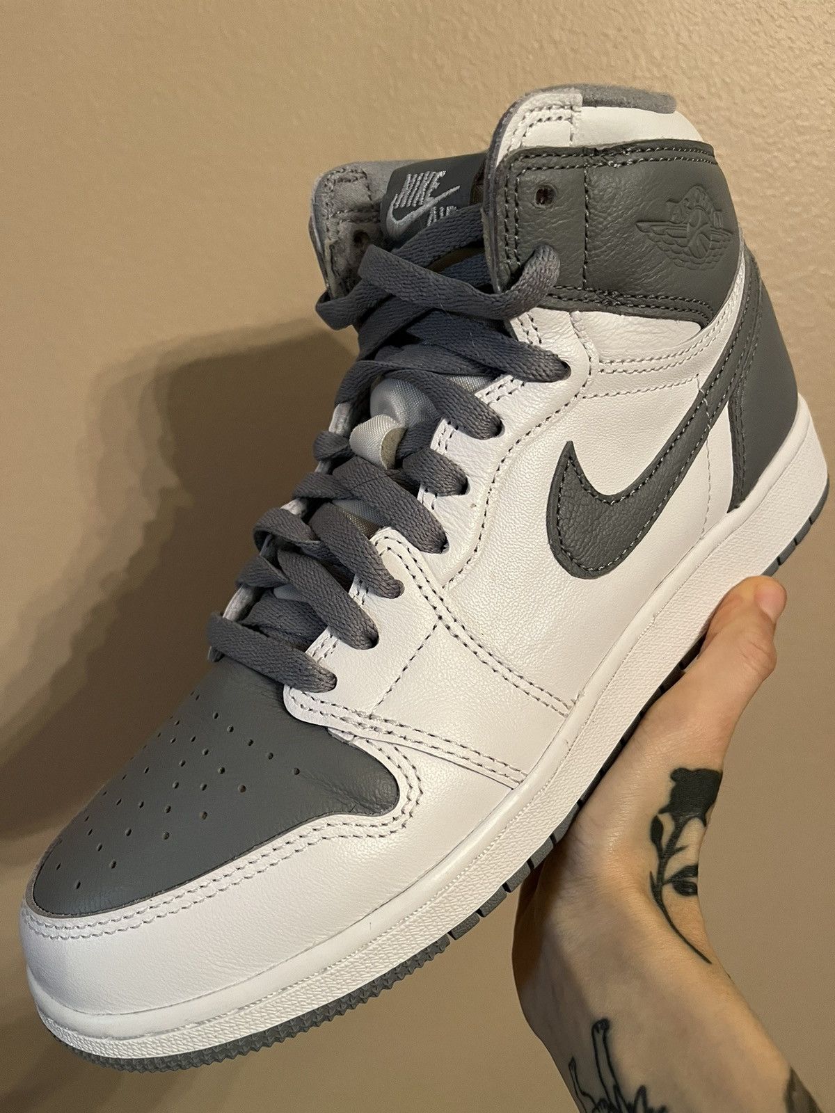 image of Jordan Nike Air Jordan 1 Retro High OG Gs ‘Stealth’ Shoes in Grey, Men's (Size 7)