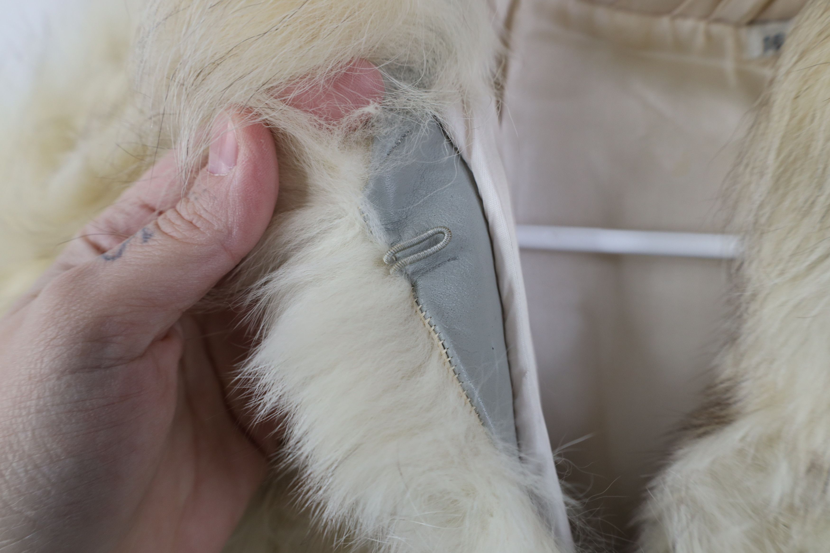 Vintage Vintage 80s 90s Streetwear Genuine Fox Fur Jacket Coat Cream Size M / US 6-8 / IT 42-44 - 6 Thumbnail