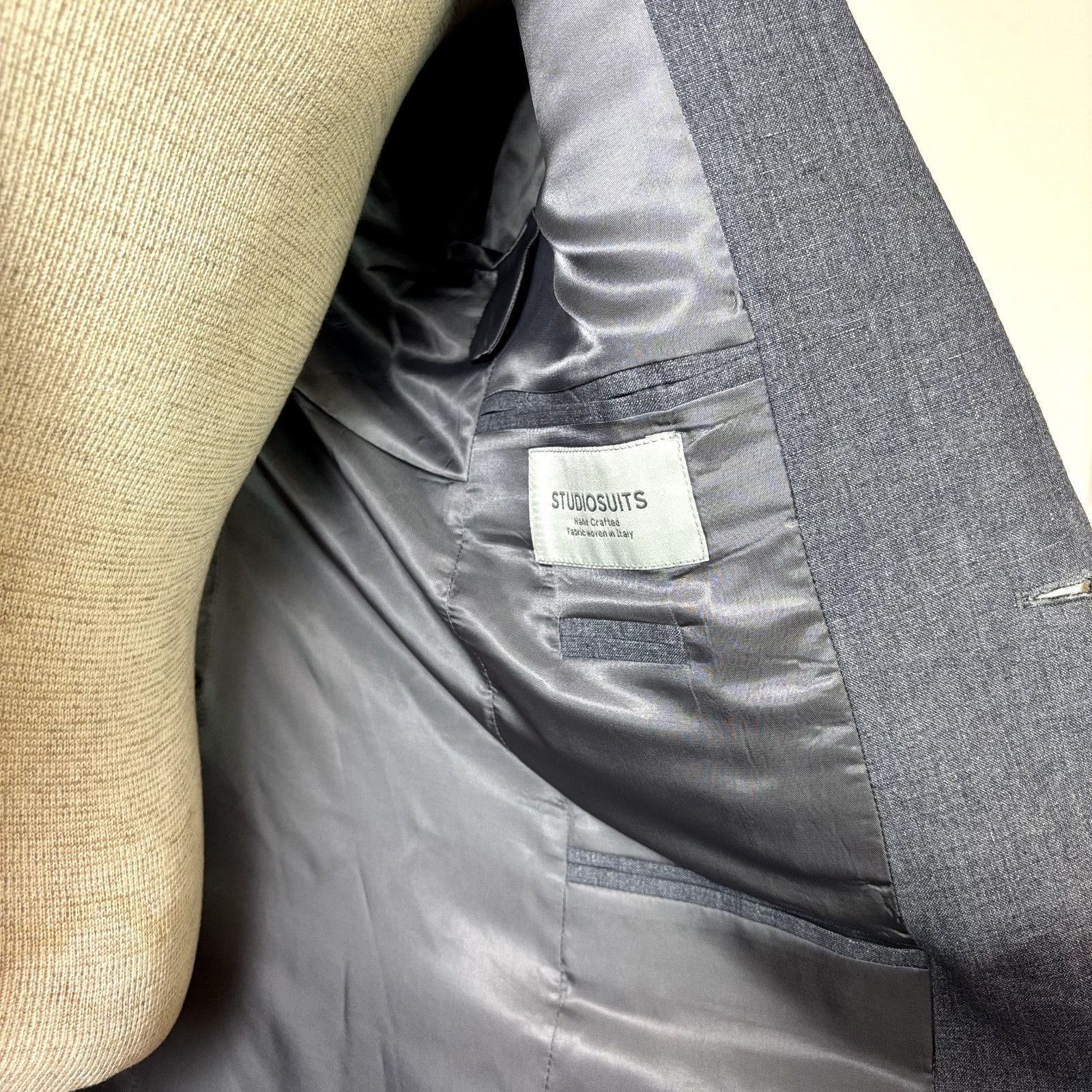 Bespoken Studiosuits Bespoke Men's Suit 42-44 Gray 2-Piece: Blazer & Size 42R - 6 Thumbnail