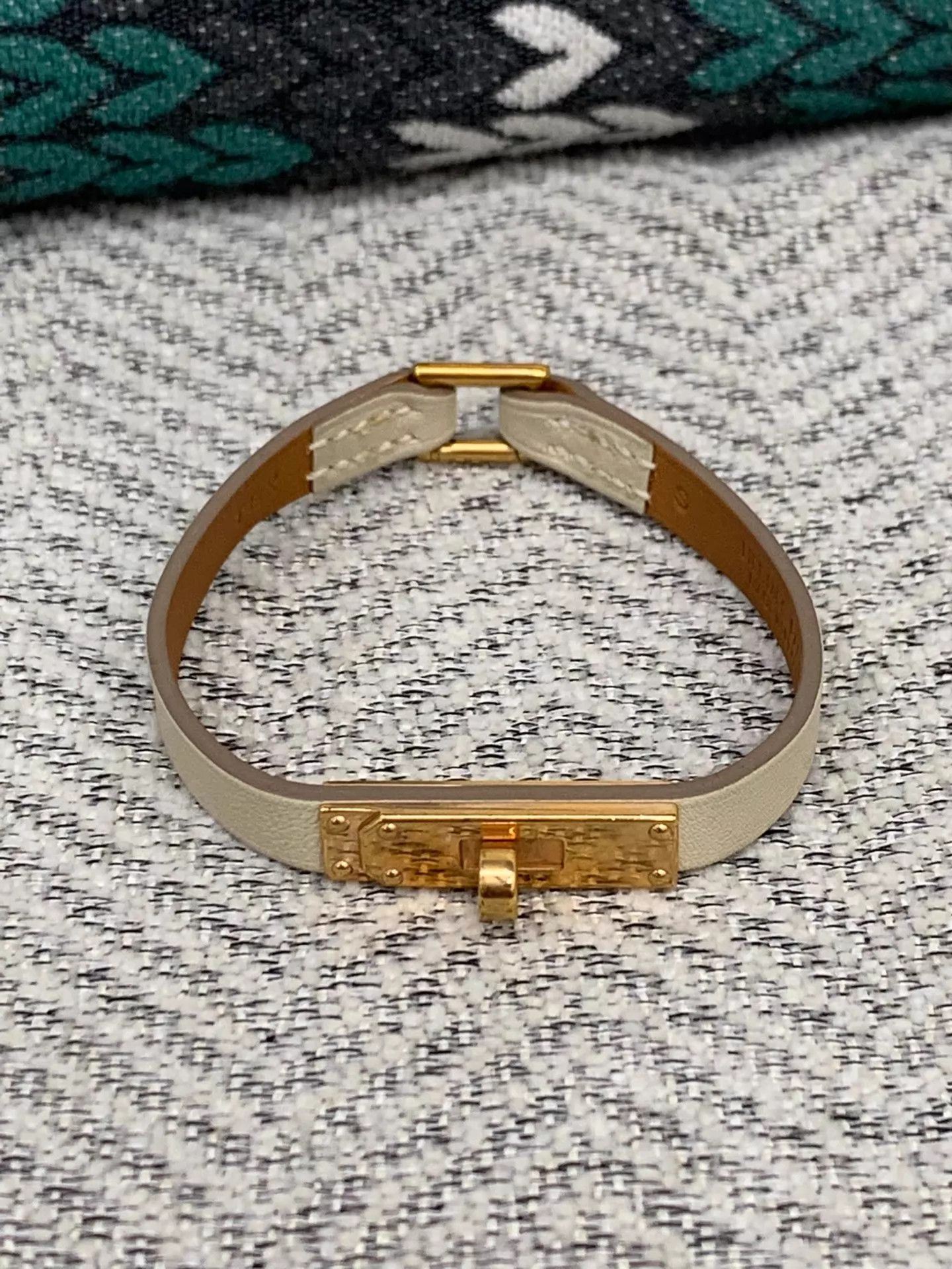Hysteric Glamour Hermes Beige Gold Clasp Bracelet Size S New Size ONE SIZE - 1 Thumbnail