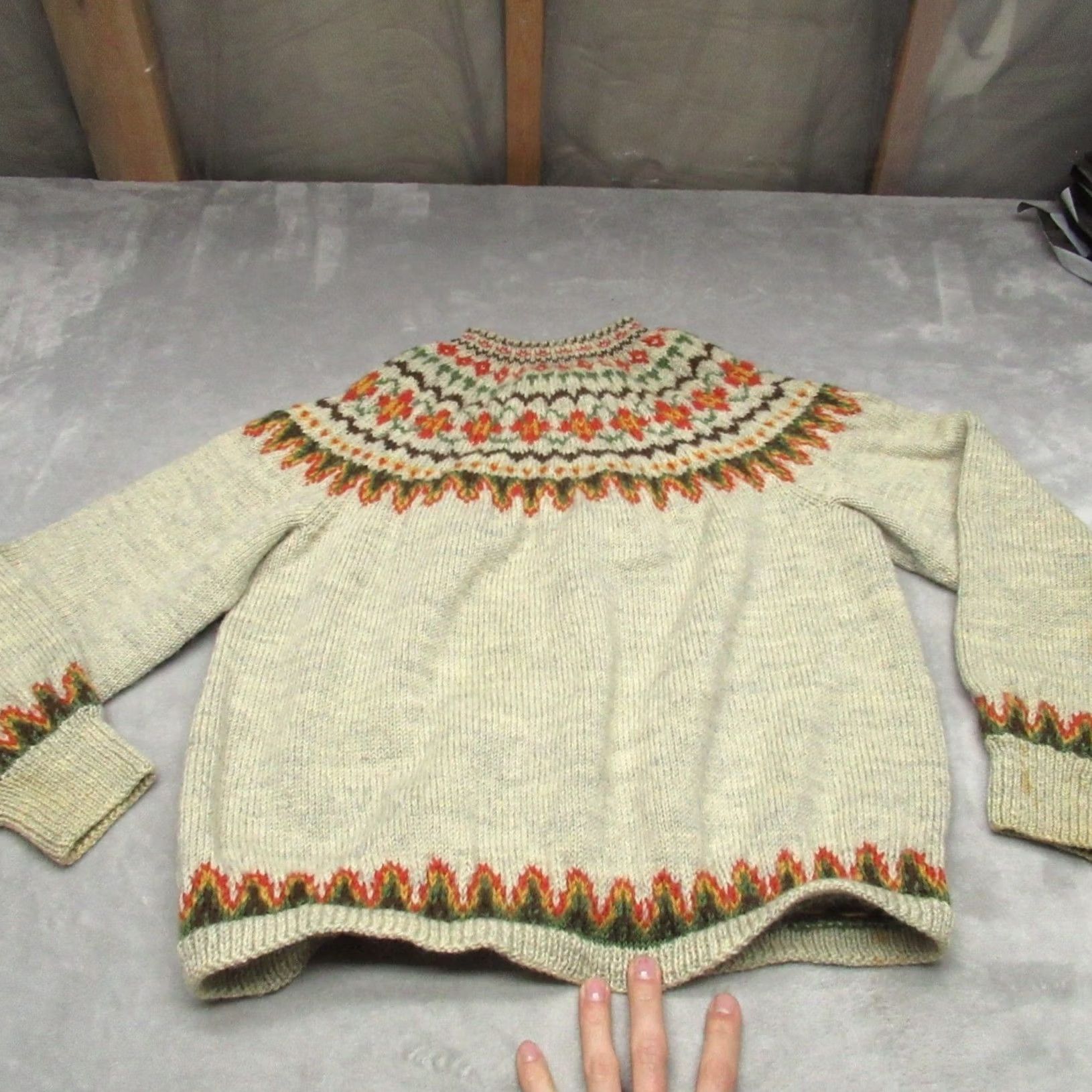 Vintage VINTAGE Tronderstua Sweater Cardigan Unisex Small White Wool Fair Isle VTG Boho Nordic Ethnic - Mens Ladies? Size US S / EU 44-46 / 1 - 5 Thumbnail