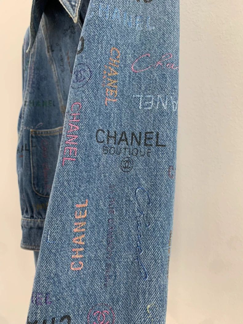 Chanel Chanel Denim Jacket with Colorful Graffiti Size XS / US 0-2 / IT 36-38 - 4 Thumbnail