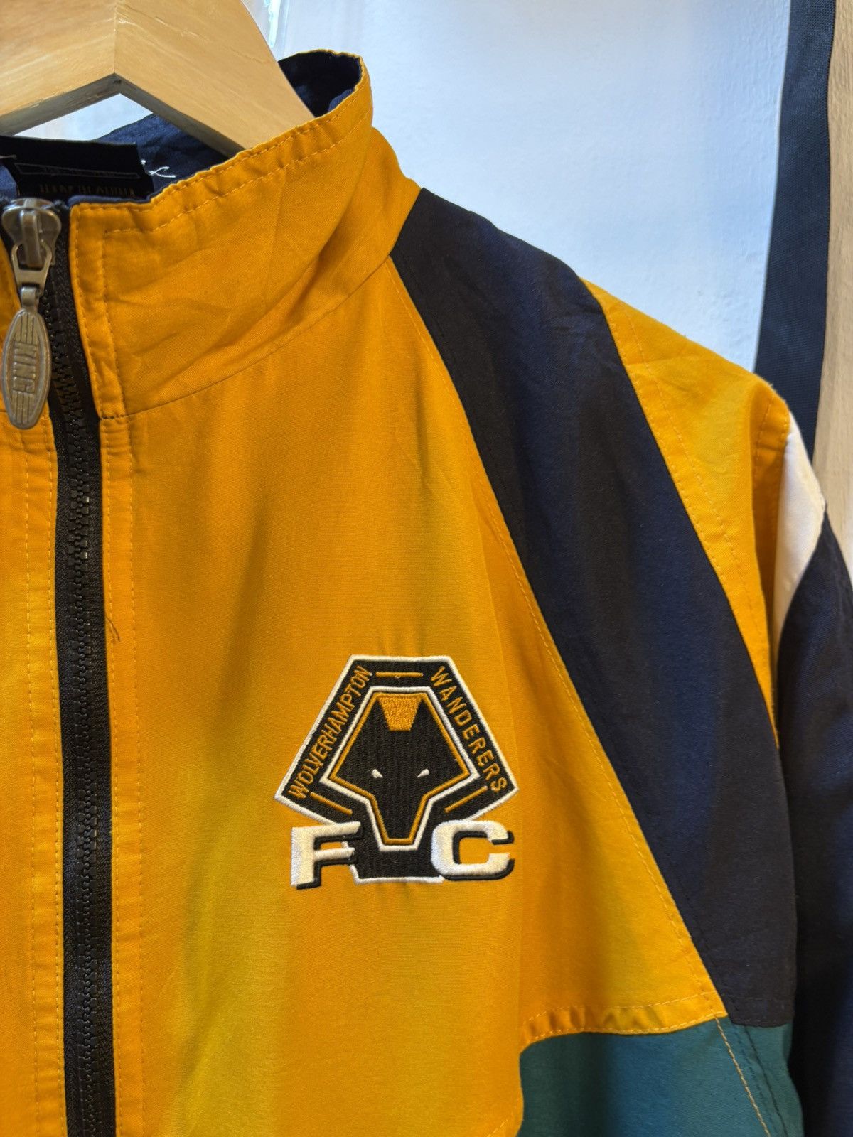 Puma Vintage 90s Wolves Hamption Wonderers Tracksuit Size US M / EU 48-50 / 2 - 10 Thumbnail