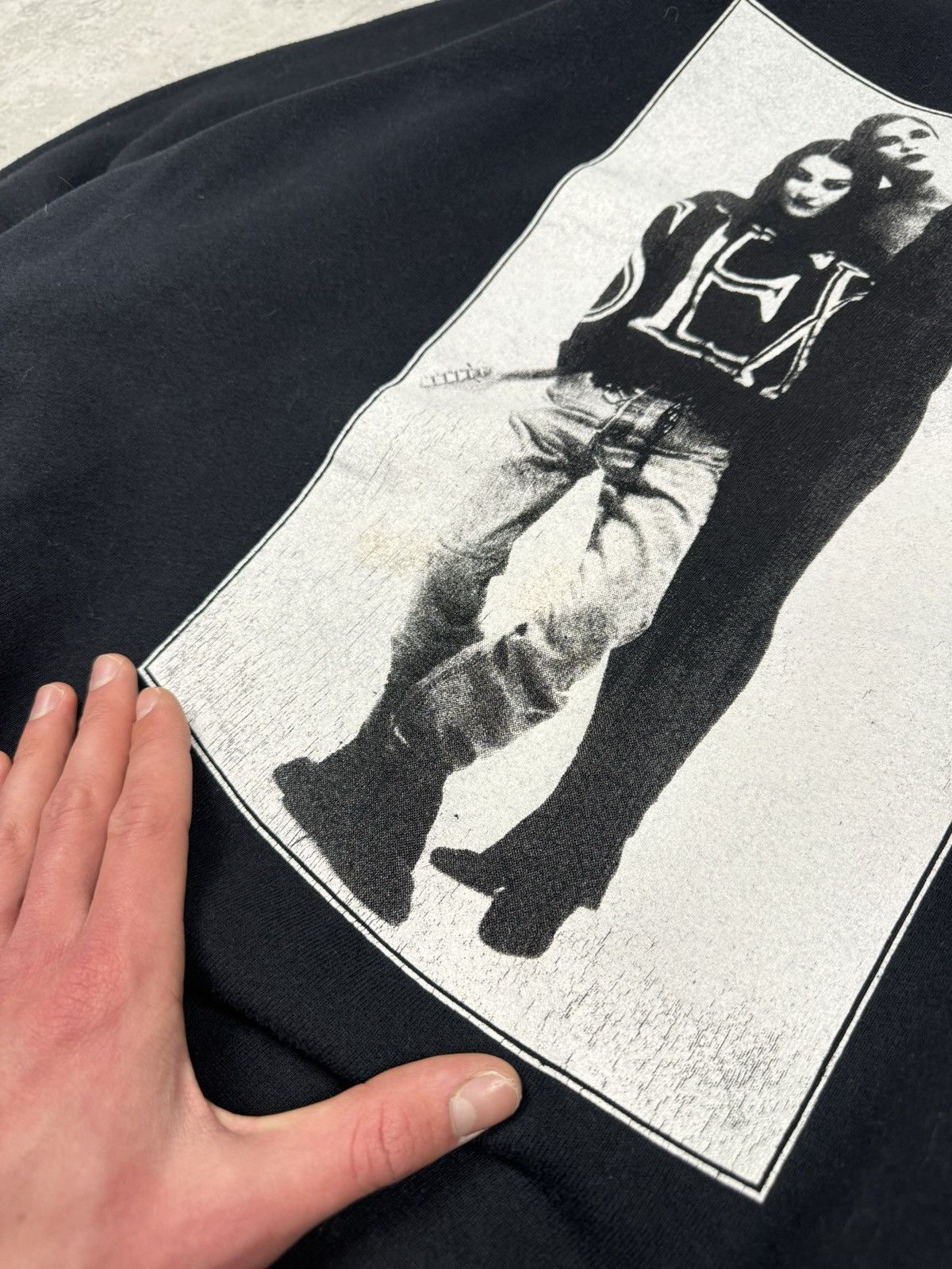 Band Tees Vintage 92’ Shakespears Sister Hormonally Yours Sweatshirt Size US XL / EU 56 / 4 - 16 Thumbnail