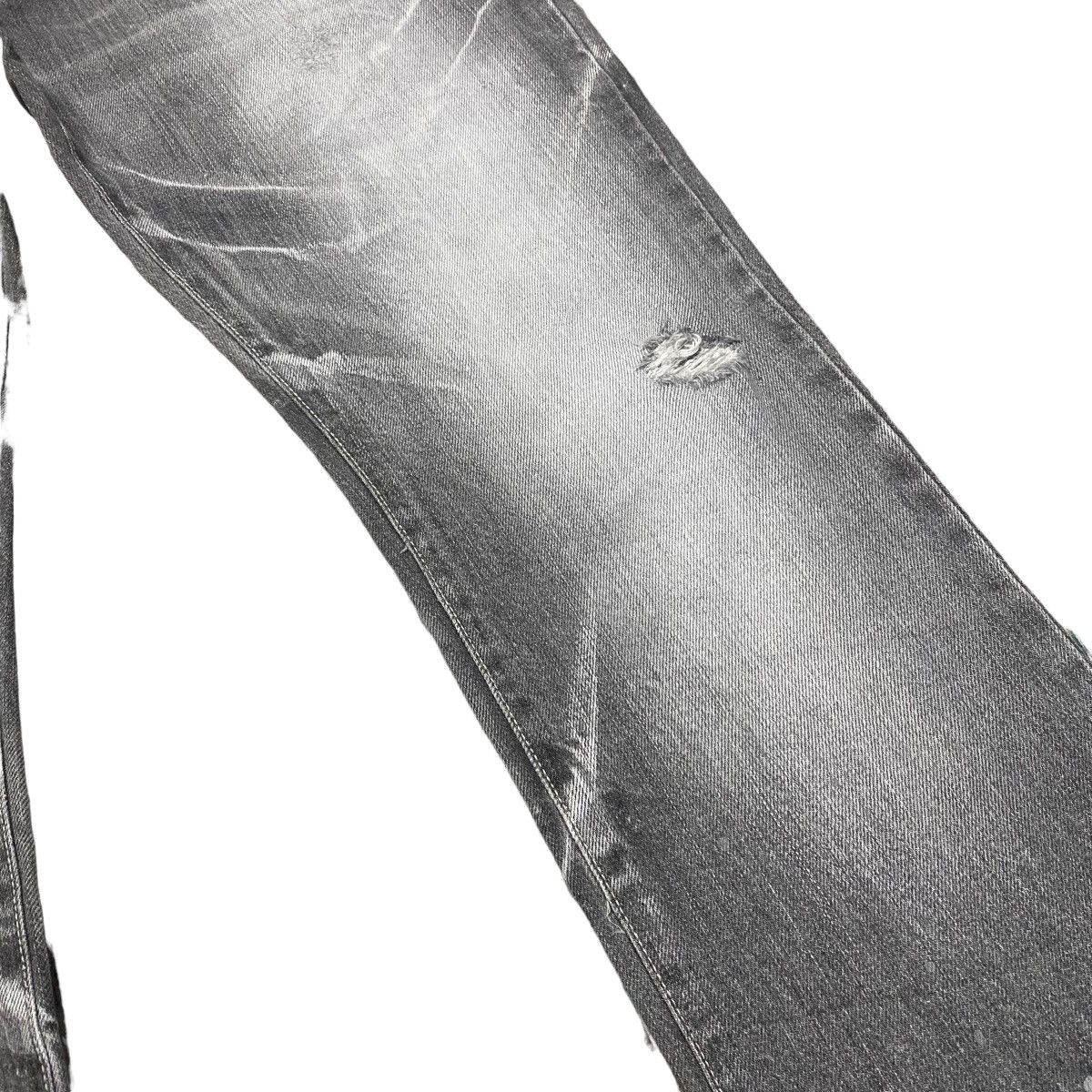 Tornado Mart Tornado Mart Bullet Hole Denim Flare Jeans Size US 33 - 8 Thumbnail