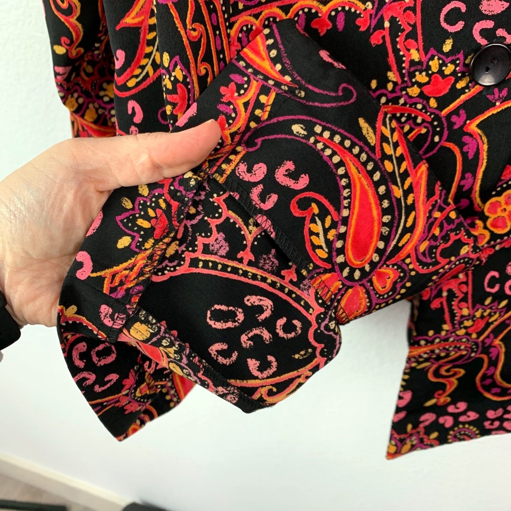Vintage VINTAGE Fashion Bug Paisley Floral Shirt Blouse Womens 1X Black Long Sleeve Collared Buttoned Boho Size XL / US 12-14 / IT 48-50 - 5 Thumbnail