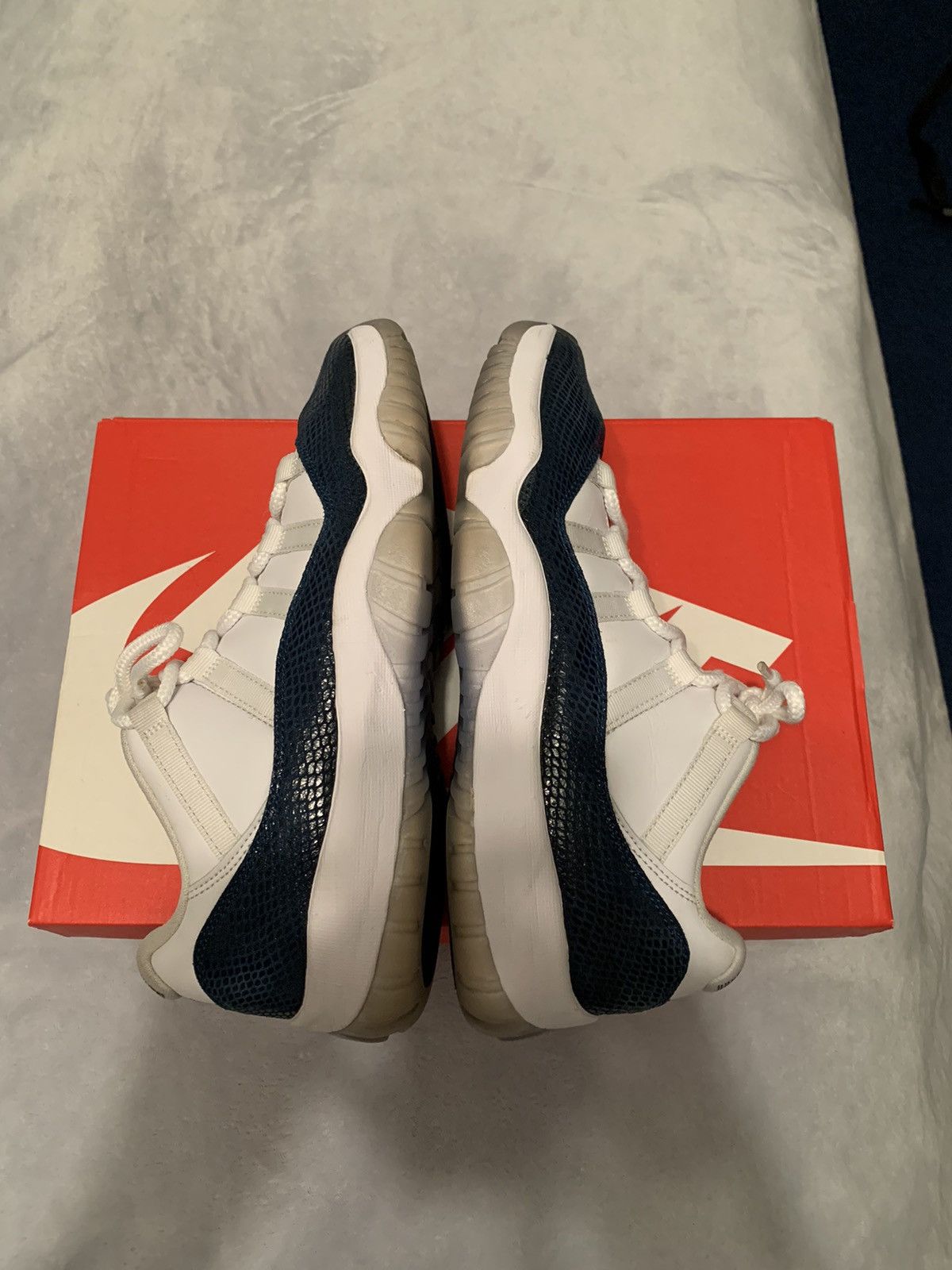Jordan Brand Jordan 11 Retro Low Snakeskin 2019 Size 9 Size US 9 / EU 42 - 3 Thumbnail