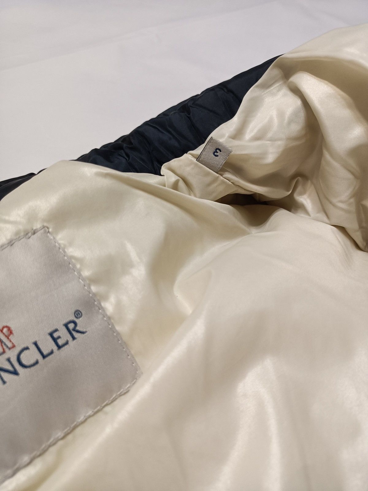 Moncler Moncler Chamonix 3 (M)puffer Chief Keef Striped Jacket Size US M / EU 48-50 / 2 - 11 Thumbnail