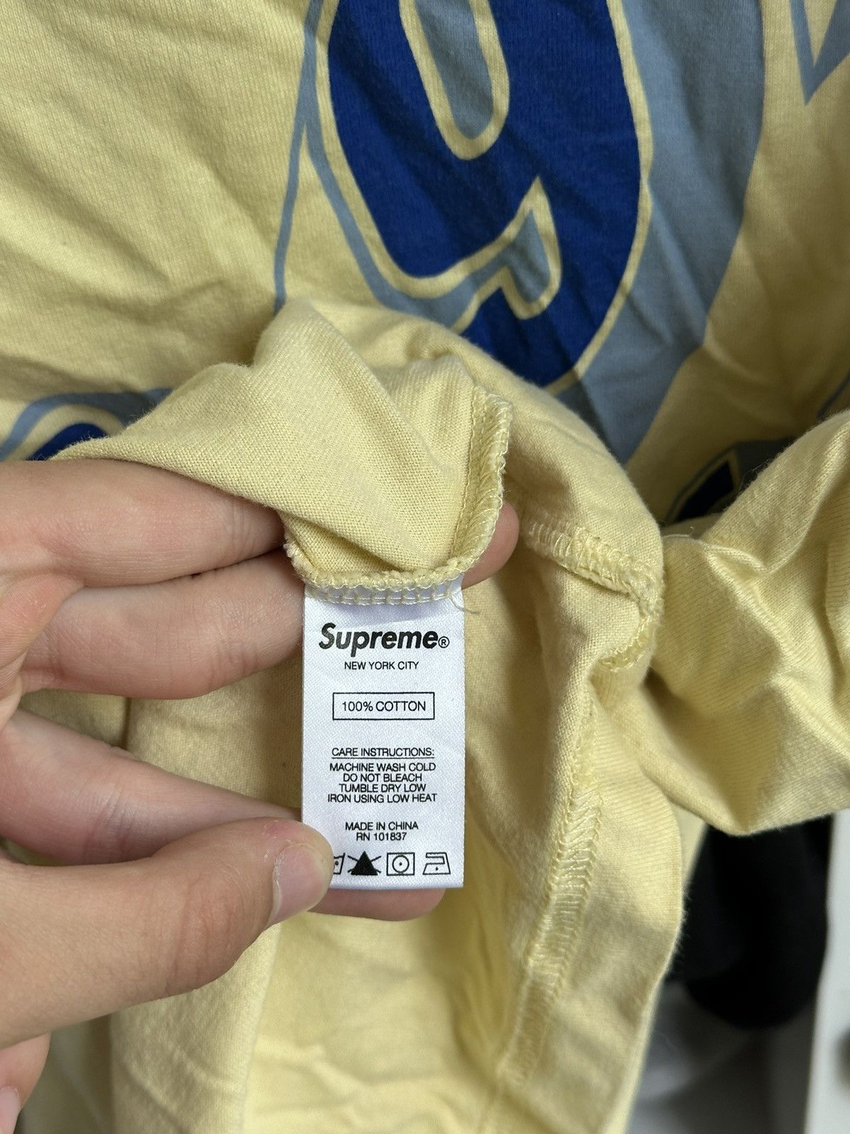 Supreme 🔥SS20 SUPREME TEXT BEVEL RINGER T-SHIRT🔥 Size US L / EU 52-54 / 3 - 5 Thumbnail