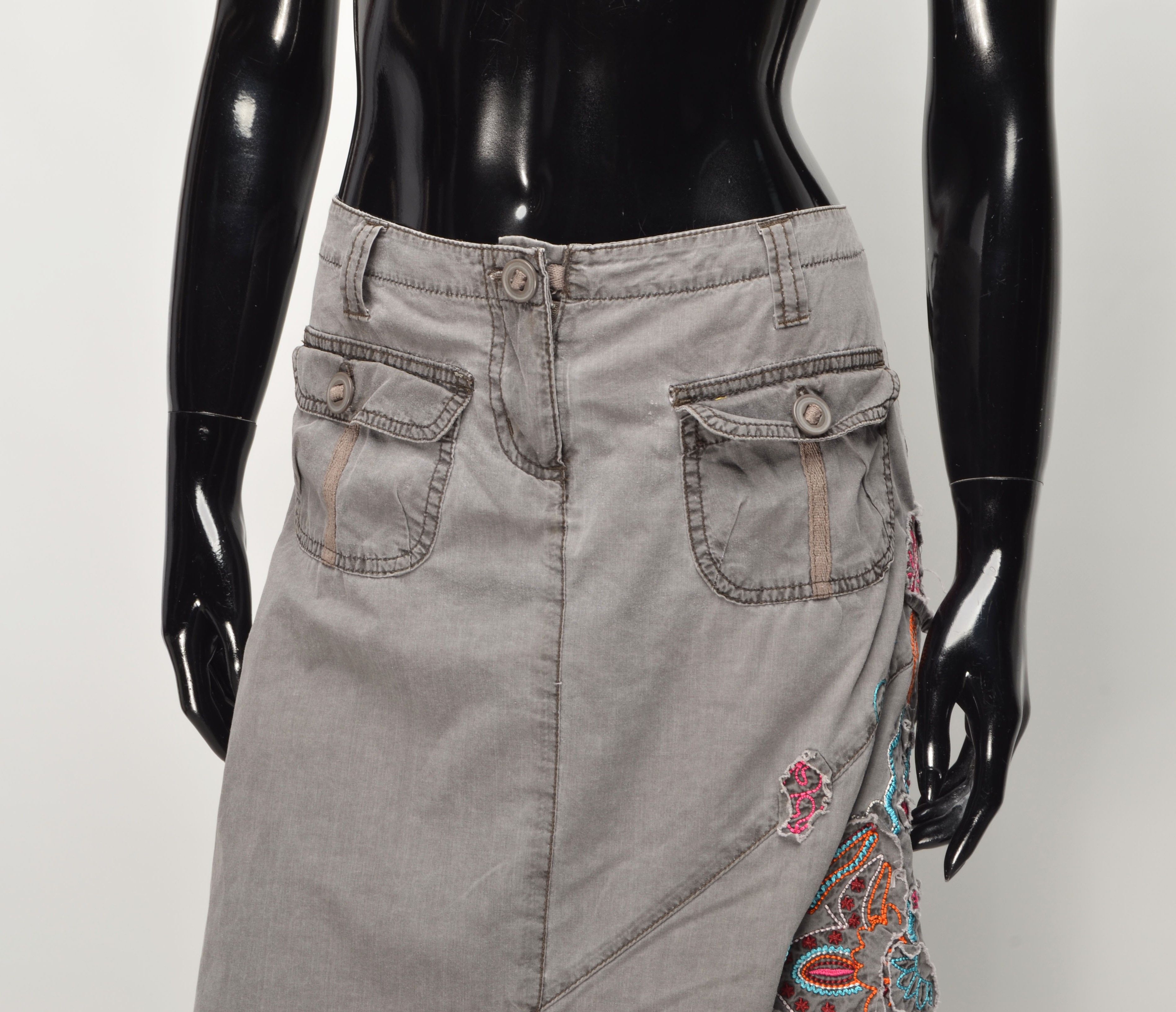 New Look Vintage New Look Y2K Embroidered Asymmetrical Skirt Size 32" / US 10 / IT 46 - 2 Thumbnail