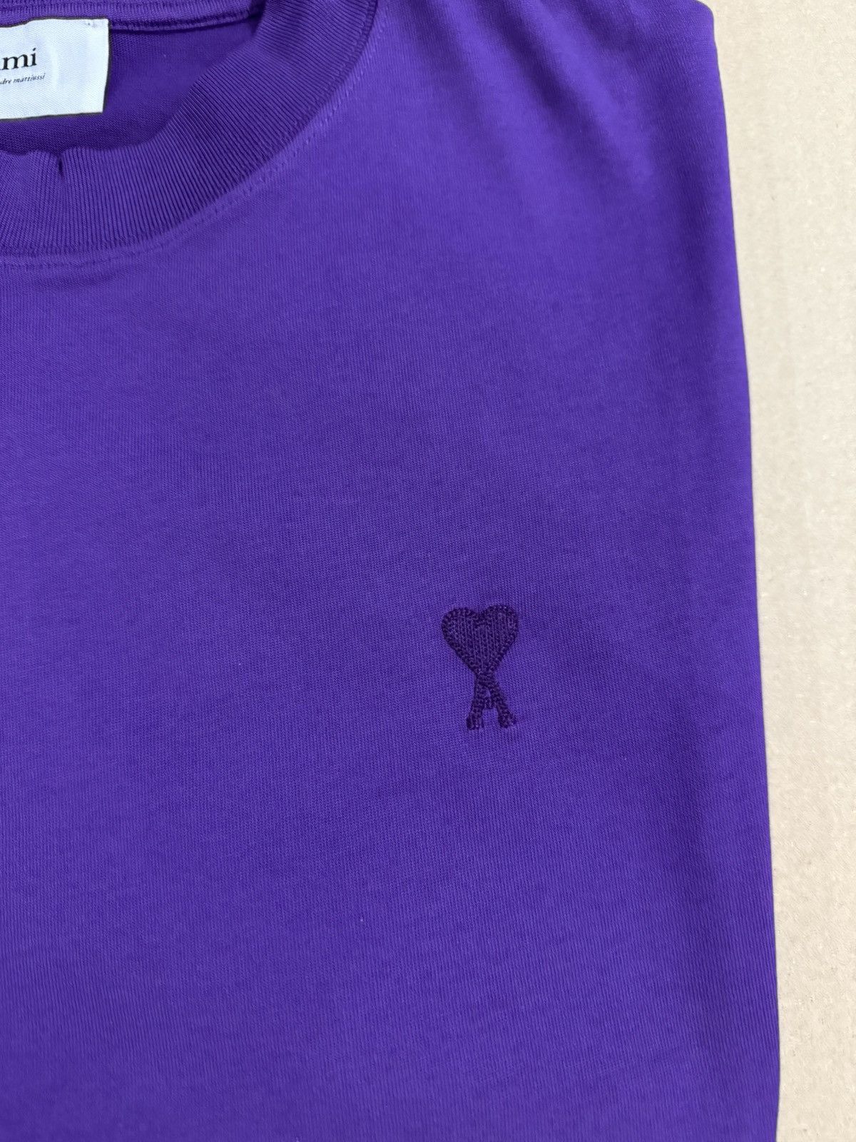 AMI Ami Paris Tonal Heart T-Shirt NEW Size US M / EU 48-50 / 2 - 2 Thumbnail