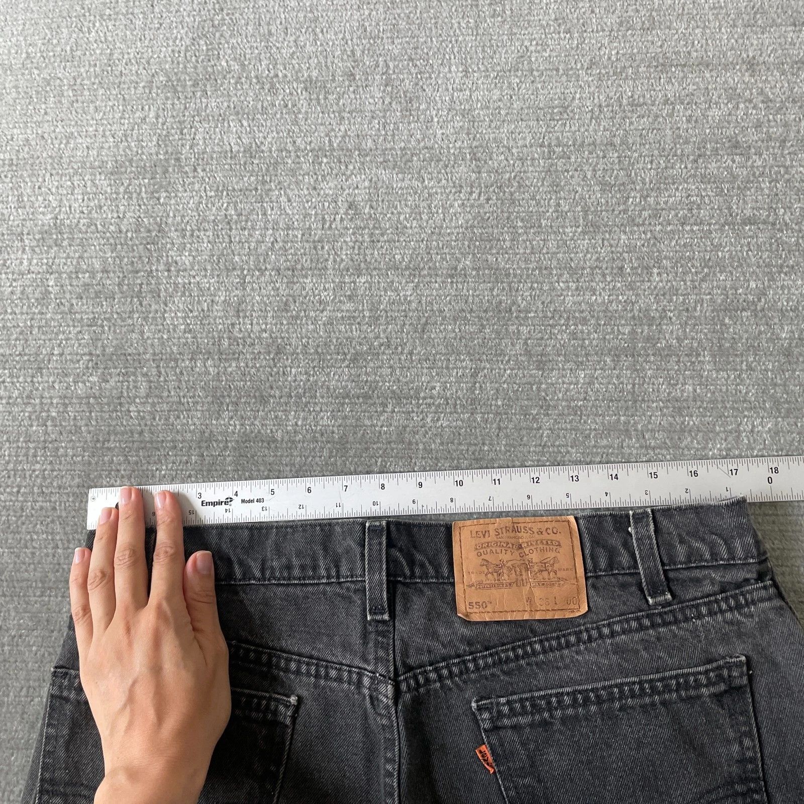 Levi's Vintage Clothing Levi's Vintage Orange Tab 550 90s Shorts Size US 36 / EU 52 - 5 Thumbnail
