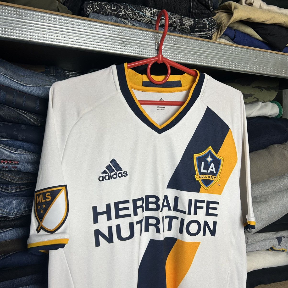 Adidas Mens Adidas La Galaxy 2015 Home Don Ditar soccer jersey Size US M / EU 48-50 / 2 - 3 Thumbnail