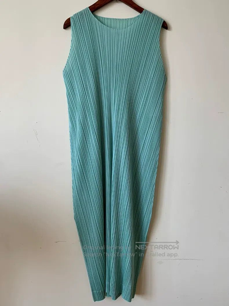 Issey Miyake Issey Miyake Matcha Green Dress Size M / US 6-8 / IT 42-44 - 1 Thumbnail