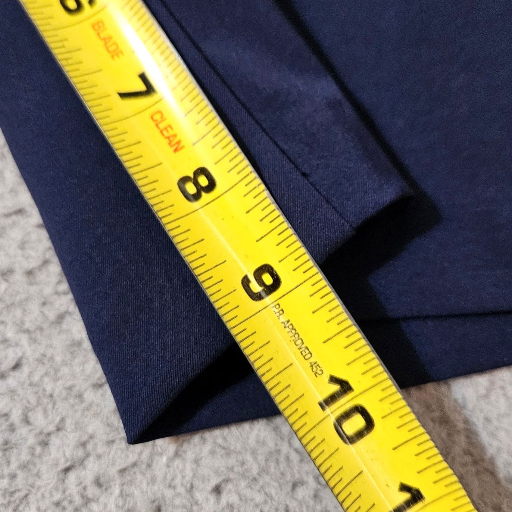 Lilly Pulitzer Lilly Pulitzer Luxletic Shorts Size 00 Navy Blue Solid Stretch Golf Short Size 24" / US 00 / IT 34 - 7 Thumbnail