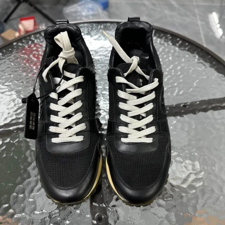 Louis Vuitton Louis Vuitton Black Sporty Sneakers for Casual Wear -2508 Size US 5.5 / EU 38 - 2 Thumbnail