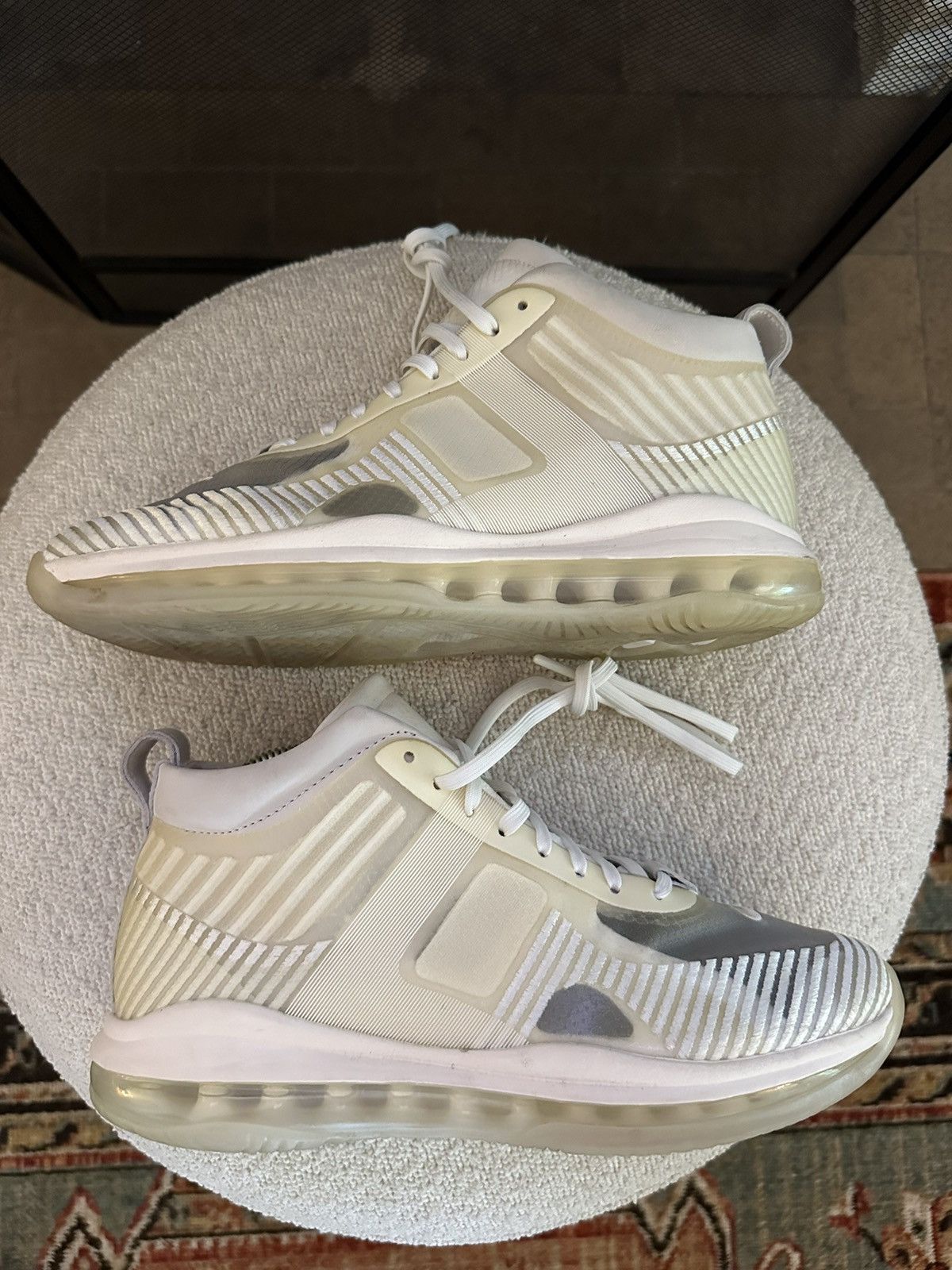John Elliott × Nike John Elliott x Lebron James Icon Size US 8.5 / EU 41-42 - 4 Thumbnail