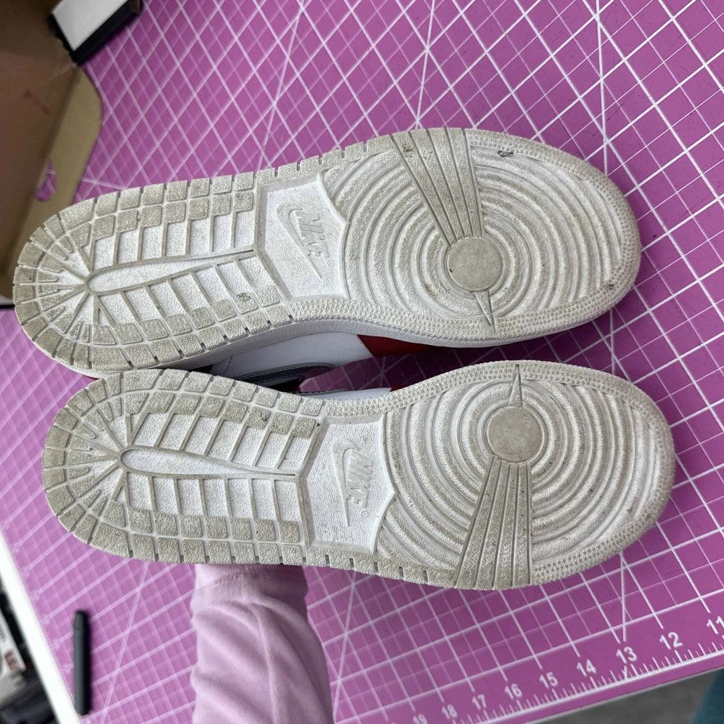 Jordan Brand Air Jordan 1 Retro High Silver Medal 2016 GS Youth 6.5Y Size US 6.5 / EU 39-40 - 5 Thumbnail