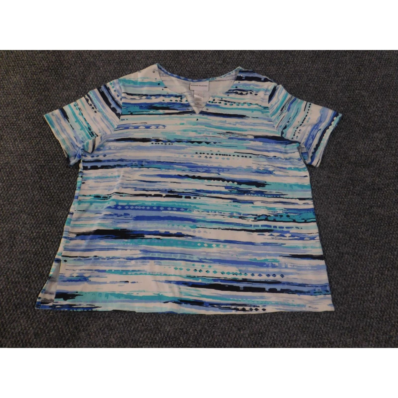 Vintage Alfred Dunner Shirt Womens Large Blue Abstract Stripe Short Sleeve Rhinestone Size L / US 10 / IT 46 - 4 Thumbnail